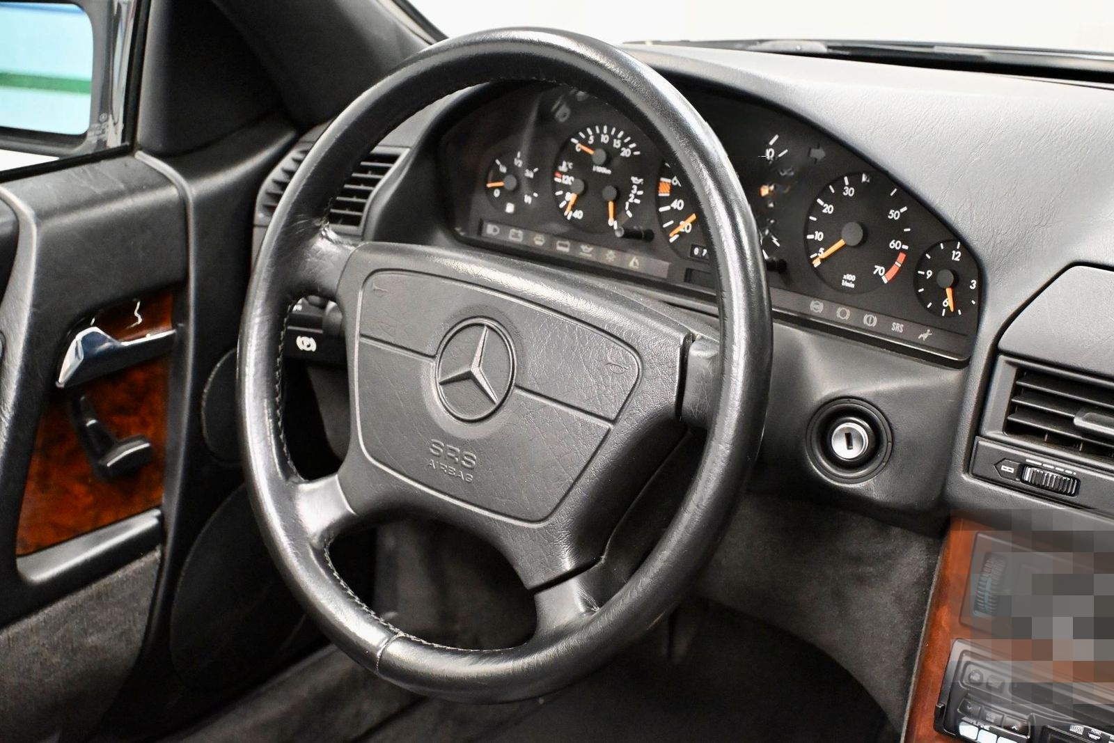 Mercedes-Benz SL 300 *original Rohbauänderung für AMG-Räder foto 9