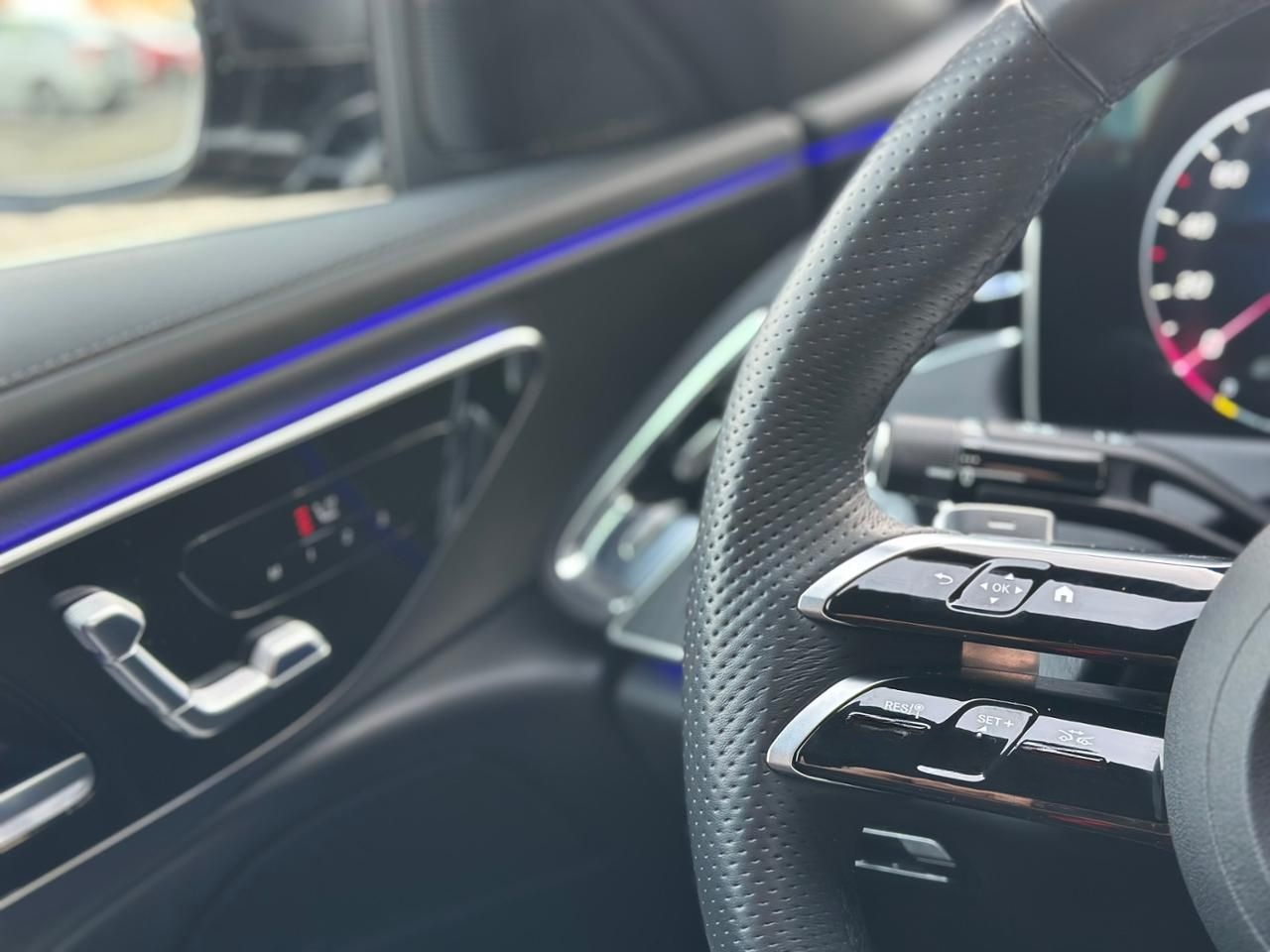 Mercedes-Benz E 450 d 4M AMG Digital Light Memory Distronic foto 14