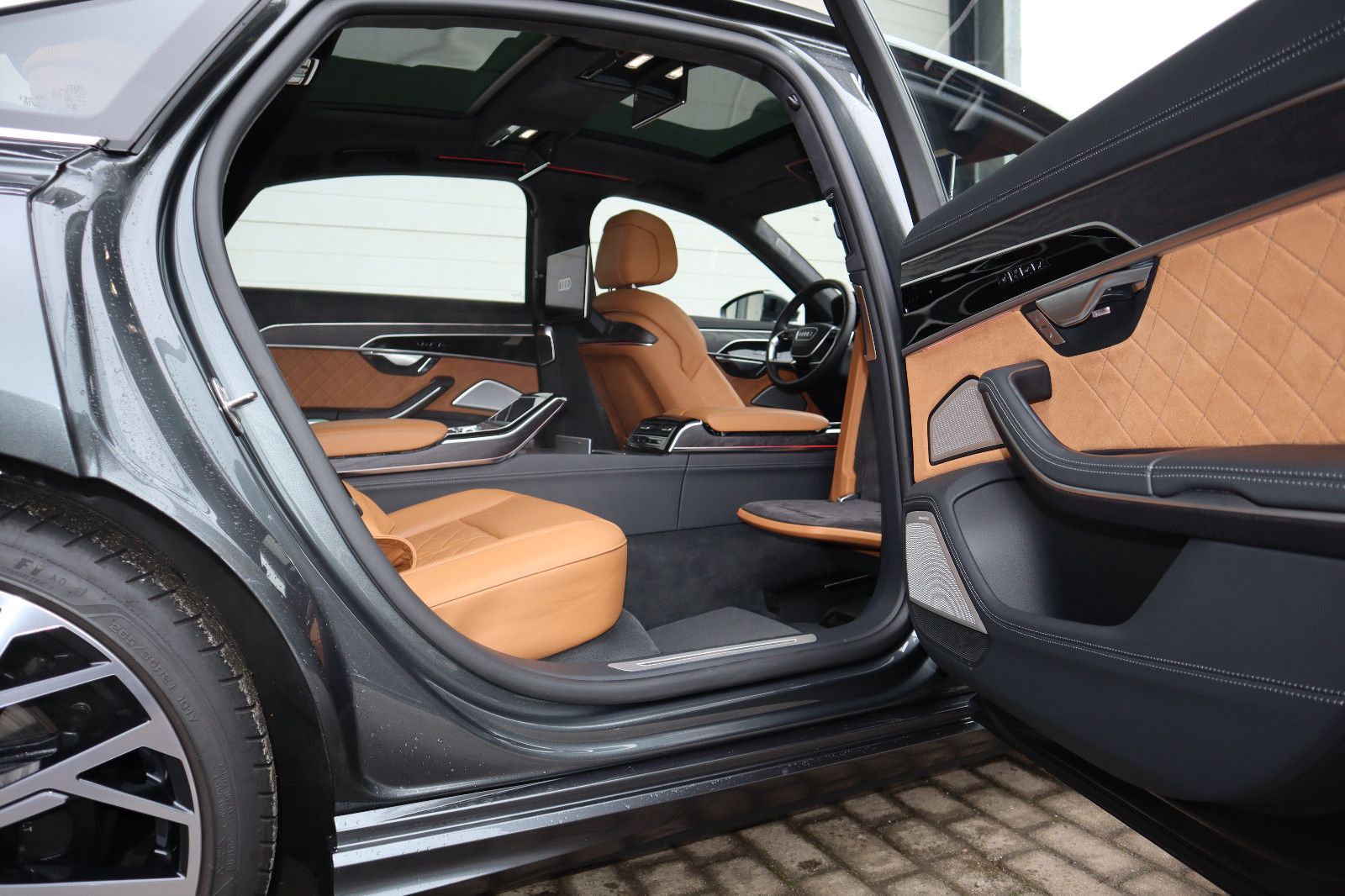 Audi A8L 60TFSIe lang UNIKAT/RUHESITZ/VOLL/UPE189.125 foto 16