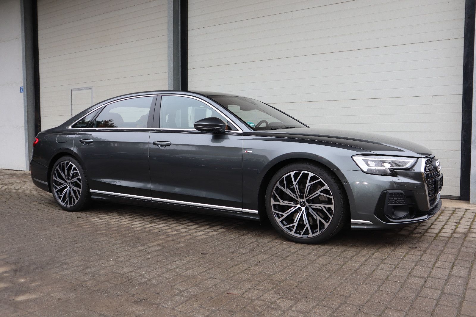 Audi A8L 60TFSIe lang UNIKAT/RUHESITZ/VOLL/UPE189.125 foto 4