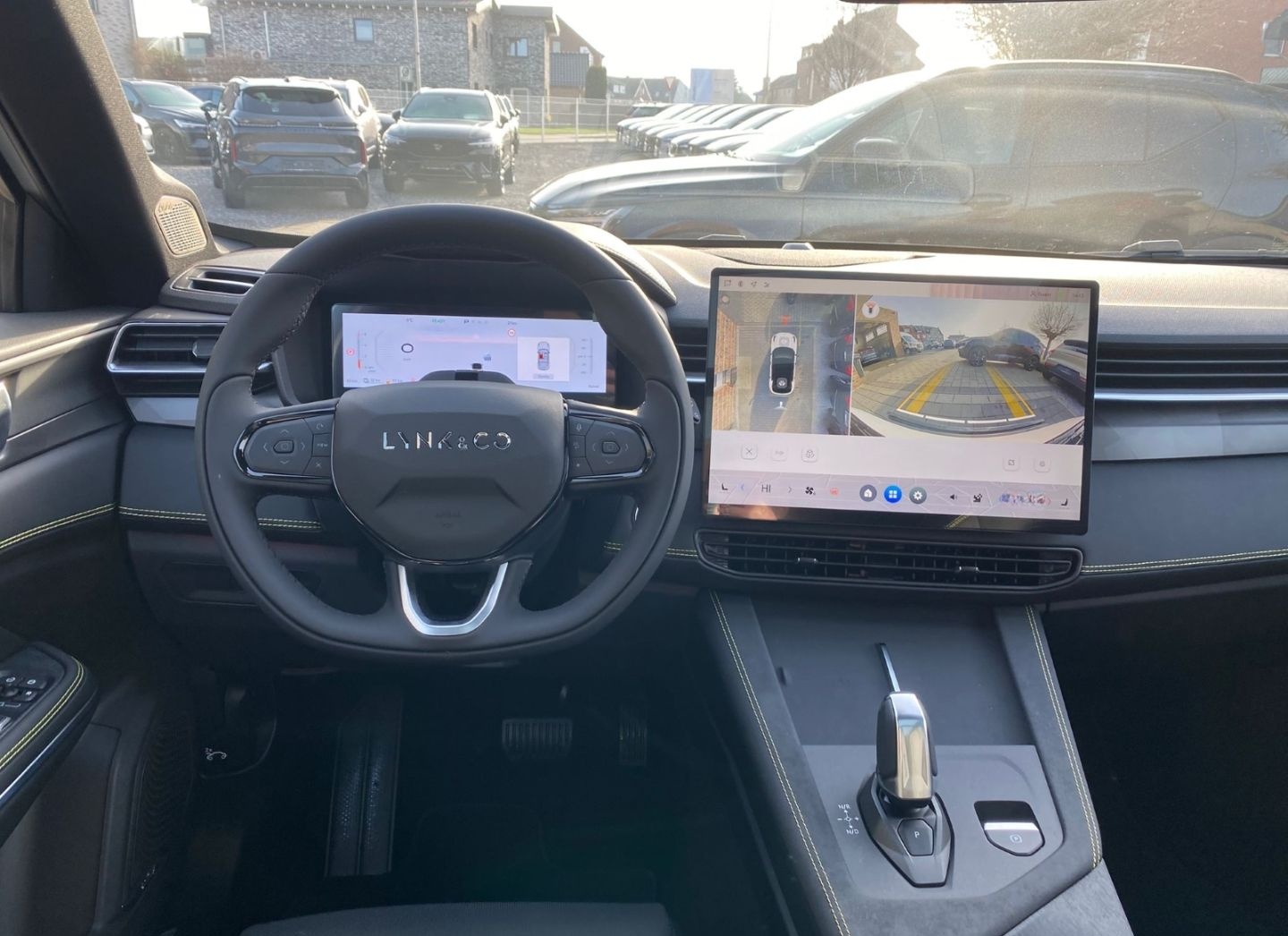 Lynk&Co 01 More 1.5 TD PHEV 206 kW Memory Sitze Navi Sou foto 13