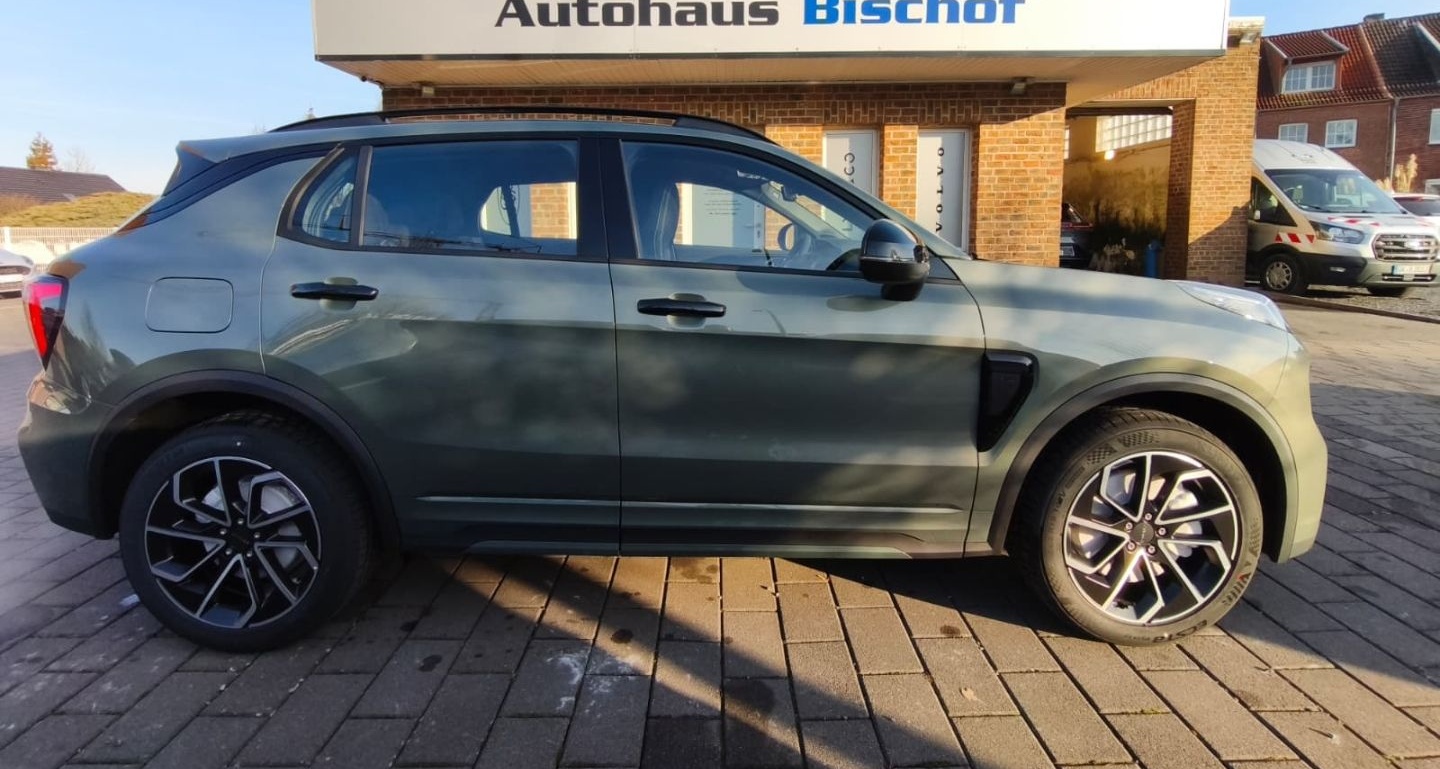 Lynk&Co 01 Core 1.5 TD PHEV 206 kW Navi Digitales Cockpi foto 8