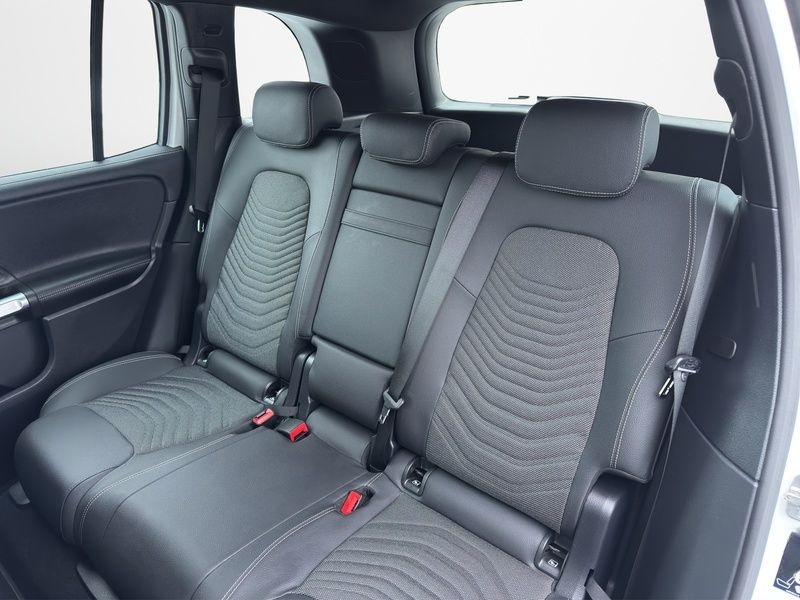 Mercedes-Benz GLB 200 d PROGRESSIVE LED AHK DISTRO KAMERA foto 18