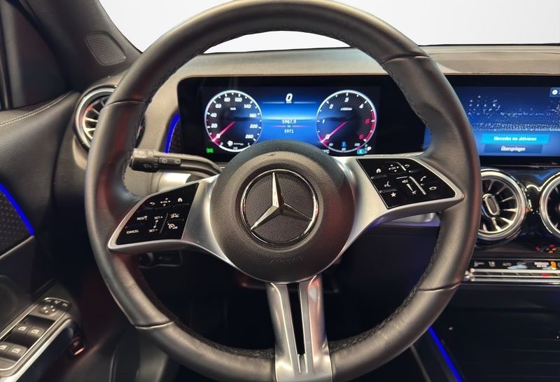 Mercedes-Benz GLB 200 d PROGRESSIVE LED AHK DISTRO KAMERA foto 13