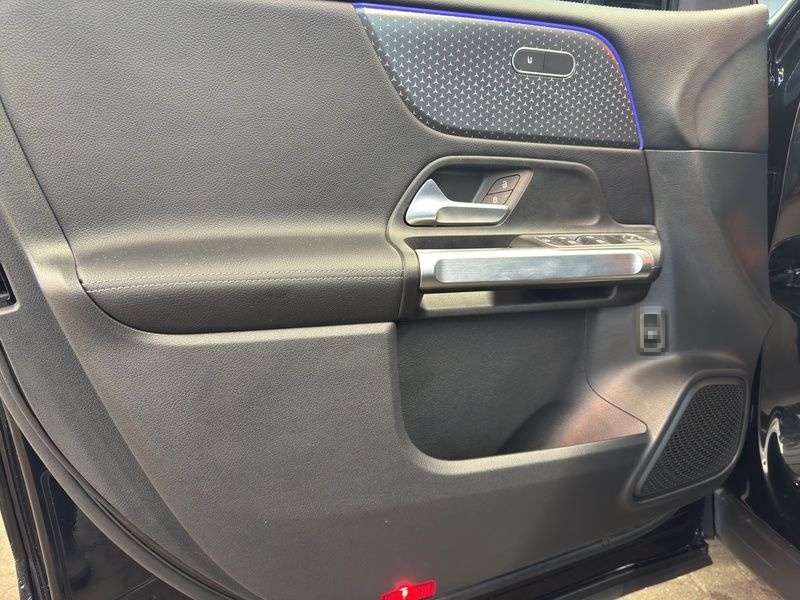 Mercedes-Benz GLB 200 d PROGRESSIVE LED AHK DISTRO KAMERA foto 20