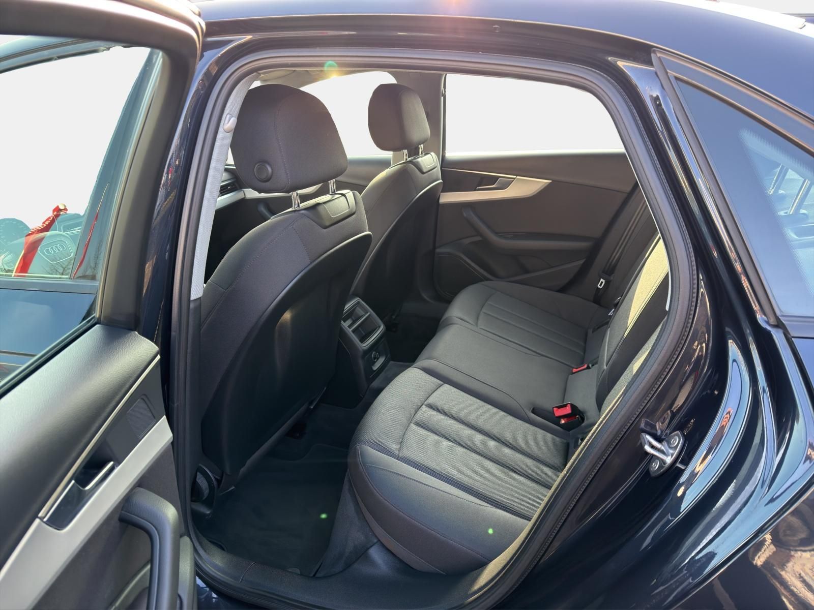 Audi A4 2.0 TFSI S tronic*Klima/SHZ/PDC/Xenon* foto 13