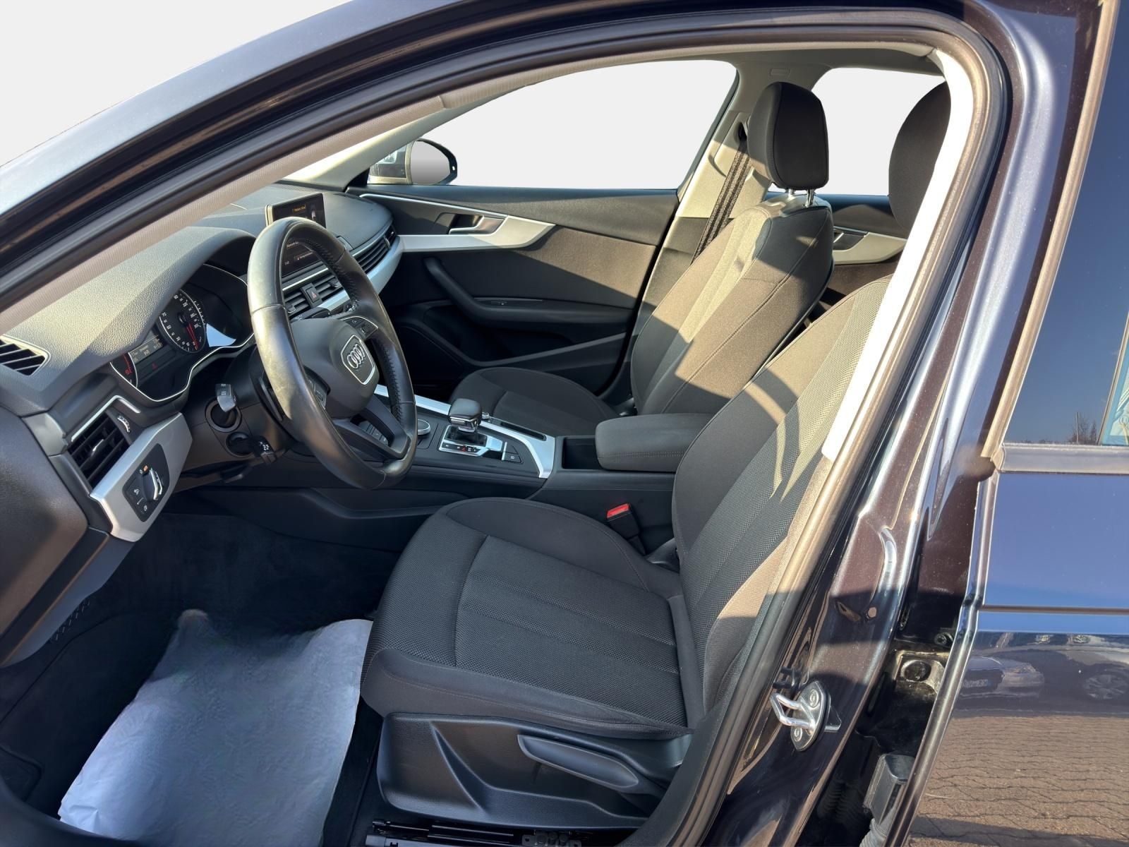 Audi A4 2.0 TFSI S tronic*Klima/SHZ/PDC/Xenon* foto 10