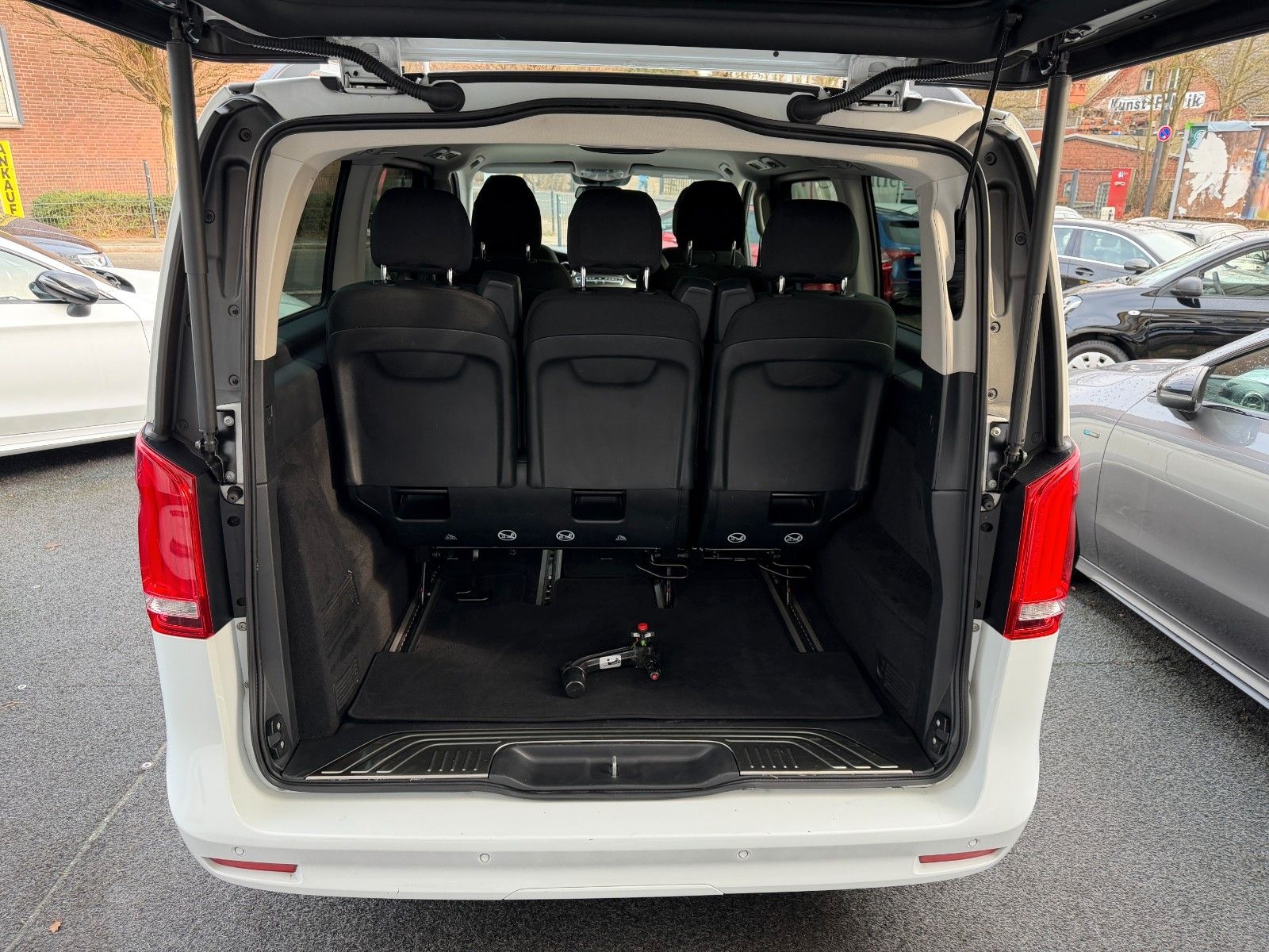 Mercedes-Benz V 250d Edition lang SPURHALTE/TOTWINKEL/AHK/LED foto 10