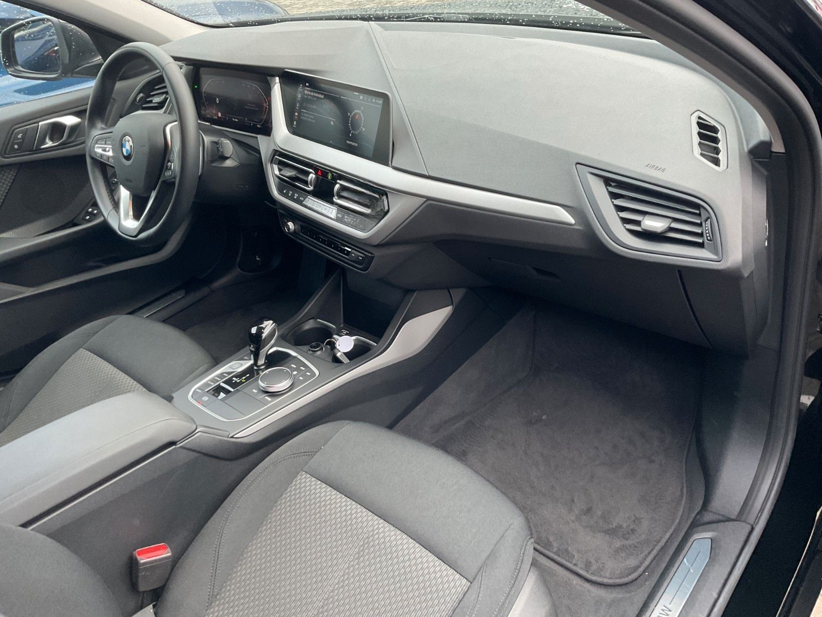 BMW Limousine 118 d Advantage*1.Hand*Autom.*Navi* foto 11