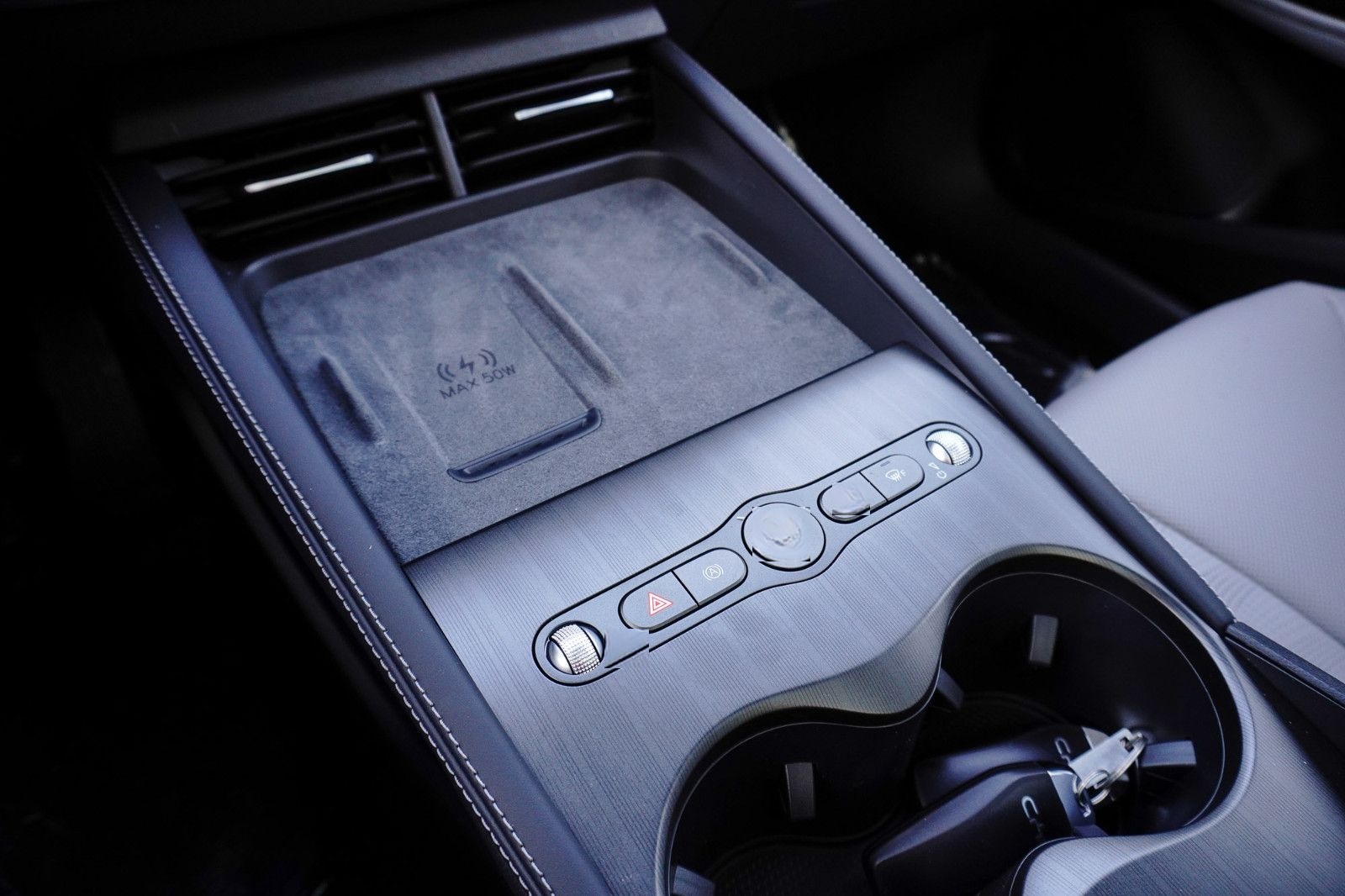 BYD SEAL 6 Touring DM-i Comfort foto 17