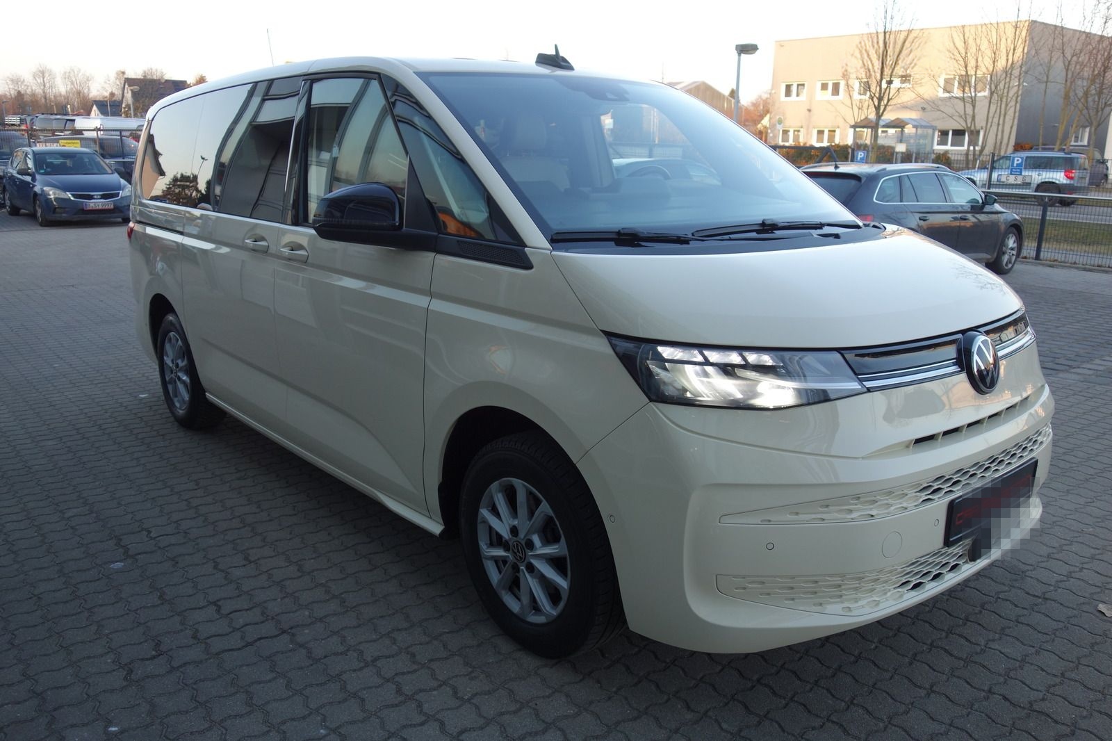Volkswagen T7 Multivan 2.0 TDI Life lang TAXIPAKET LED/STDH foto 2