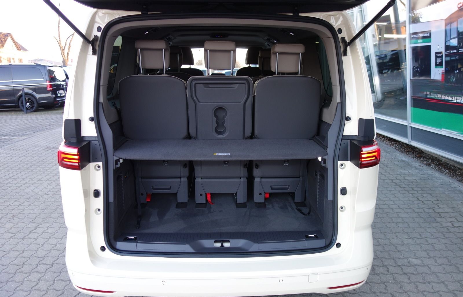 Volkswagen T7 Multivan 2.0 TDI Life lang TAXIPAKET LED/STDH foto 16