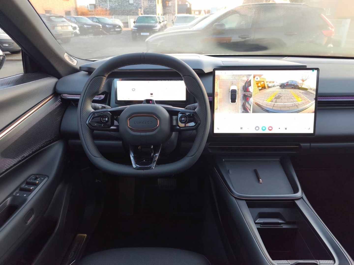 Lynk&Co 08 Core 1.5 T PHEV 257 kW El. Panodach Navi Lede foto 12