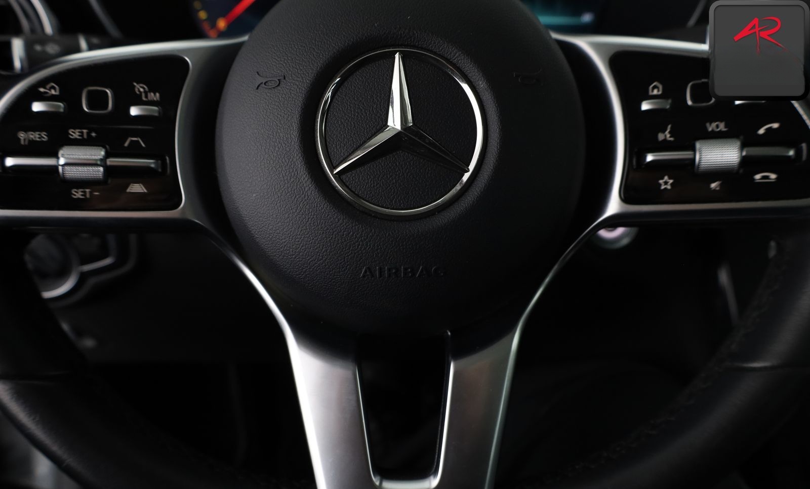 Mercedes-Benz GLC 300 e 4M HUD,KAMERA,DISTRO,SPORTSITZE,AHK,SH foto 13