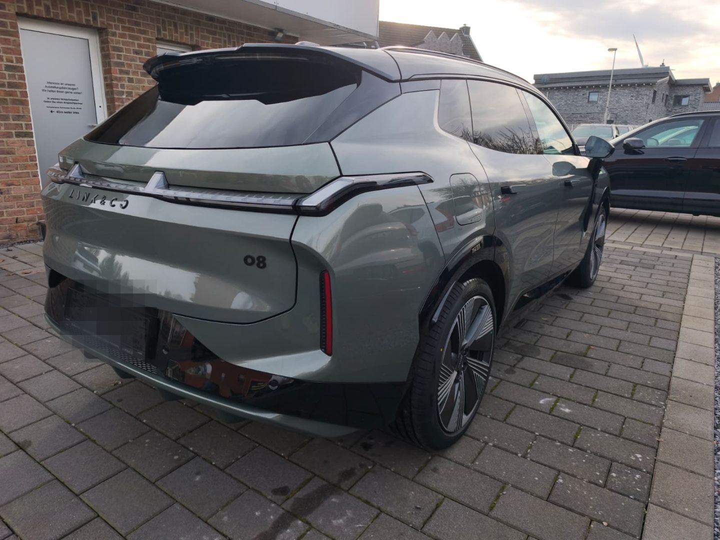 Lynk&Co 08 More 1.5 T PHEV 257 KW El. Panodach Navi Lede foto 6