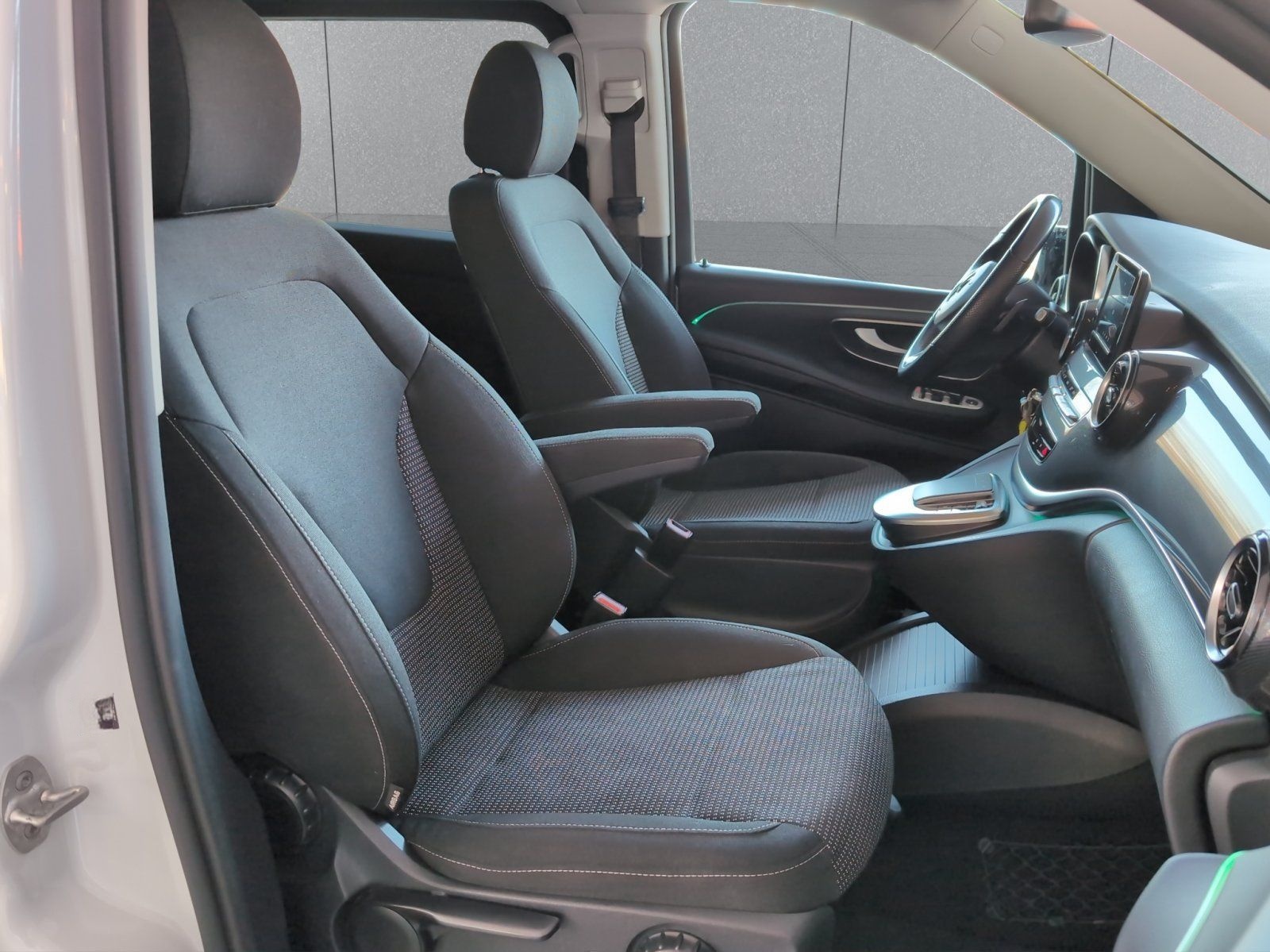 Mercedes-Benz  K Edt./AMG/AHK/el.Türen & Heckkl./Kamera/MBux foto 8