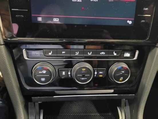 Volkswagen Golf GTI 2.0 TSI 180KW Performance Nav,Standh. foto 9