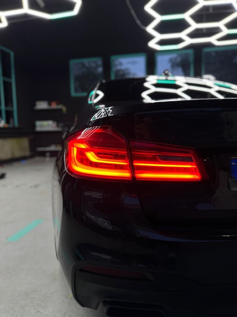 BMW M550i xDrive A - foto 5