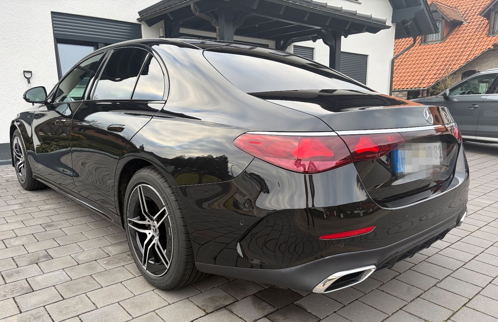 Mercedes-Benz E 200 Lim. AMG Line.Autom.LED.Navi.Garantie.TOP! foto 5