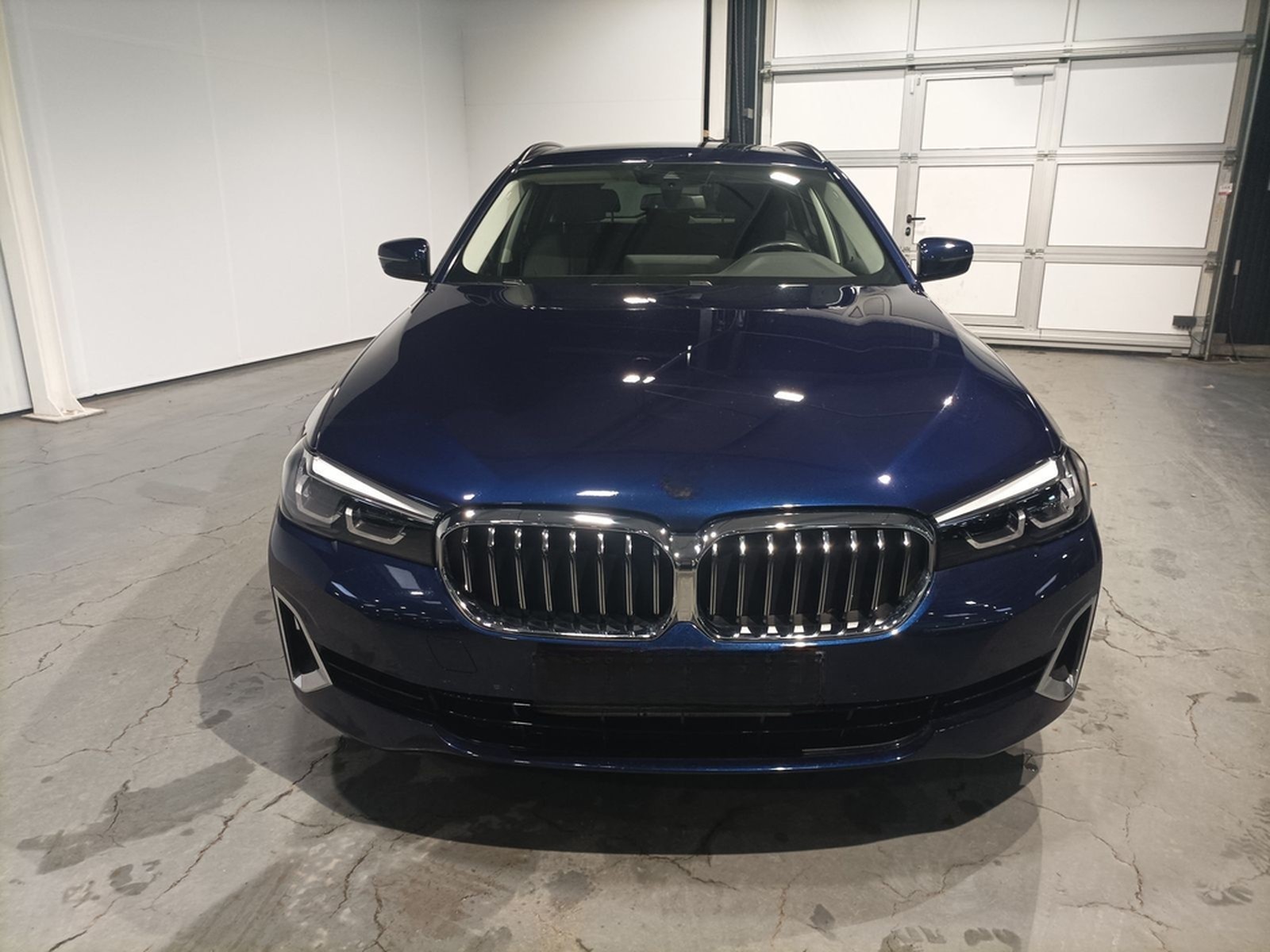 BMW 530d MHD xDrive Luxury L. LED|Navi|PDC|AHK|Pano| foto 2