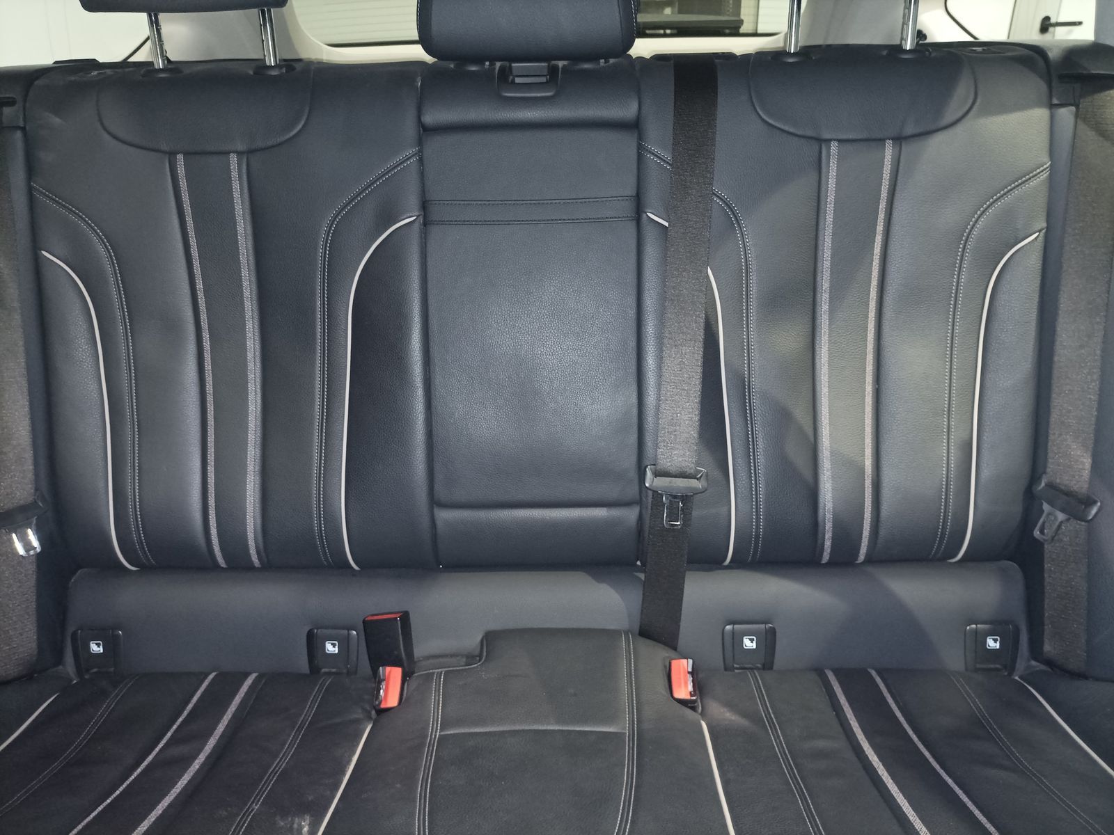 BMW 530d MHD xDrive Luxury L. LED|Navi|PDC|AHK|Pano| foto 13