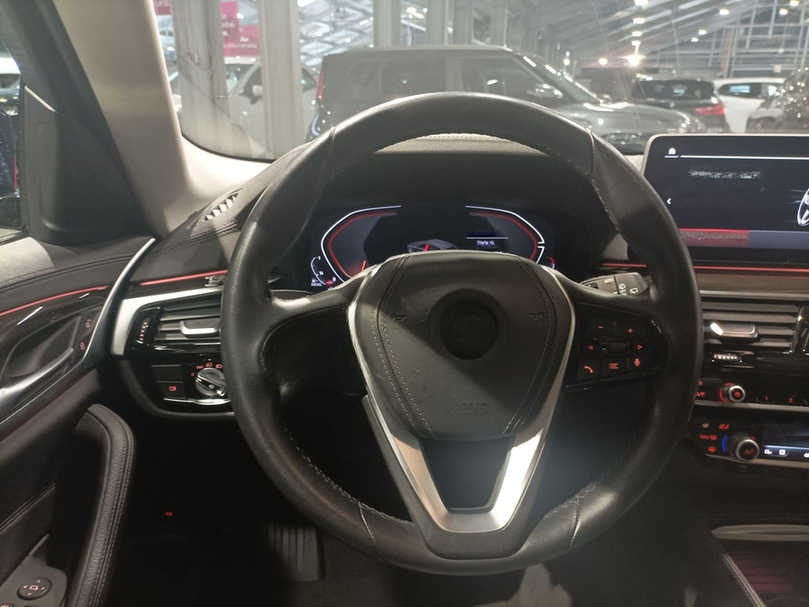 BMW 530d MHD xDrive Luxury L. LED|Navi|PDC|AHK|Pano| foto 10
