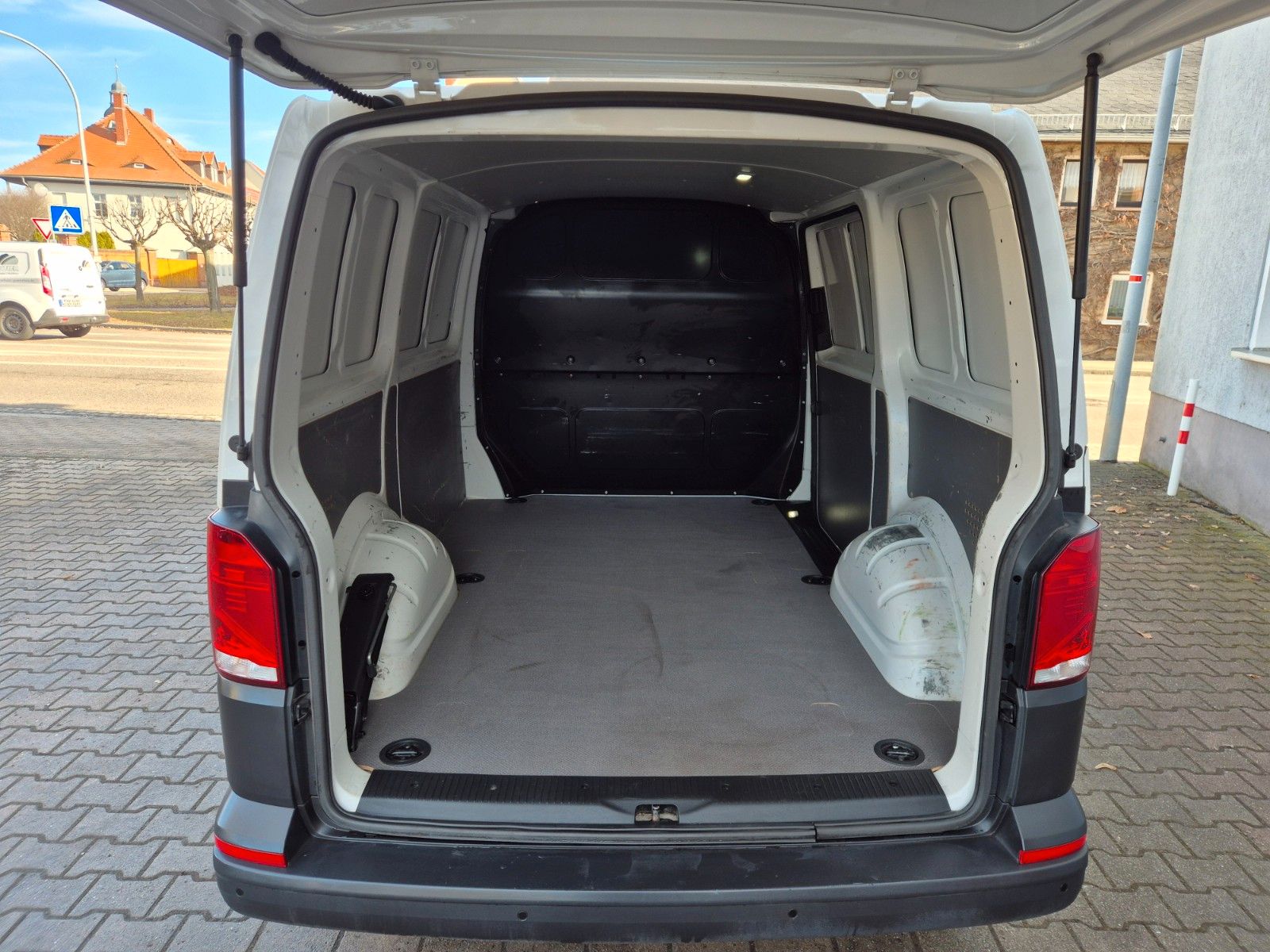 Volkswagen T6.1 2.0TDi,Kasten,Klima,Sitzhzg,PDC,1.Hd foto 16