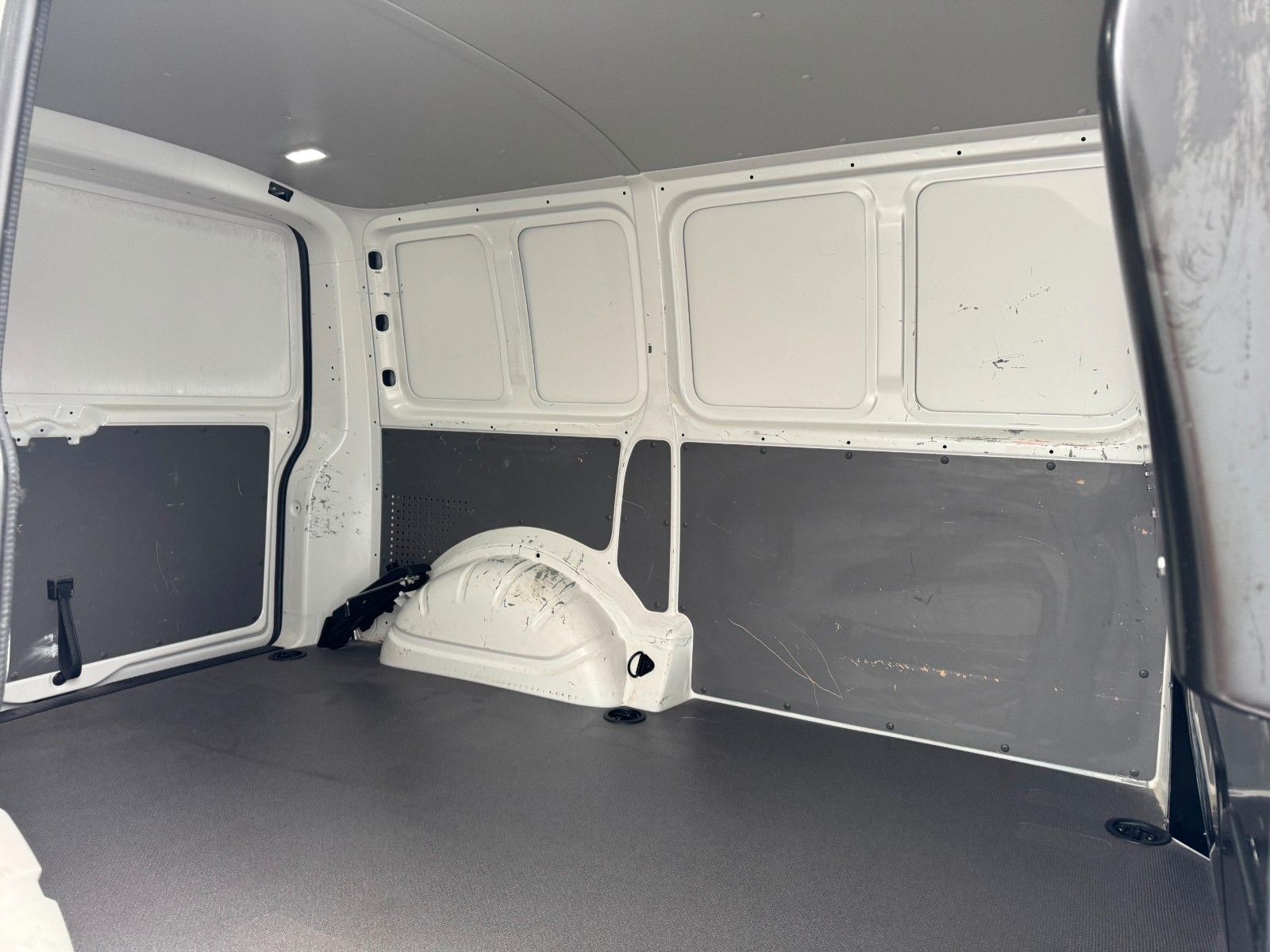 Volkswagen T6.1 2.0TDi,Kasten,Klima,Sitzhzg,PDC,1.Hd foto 19