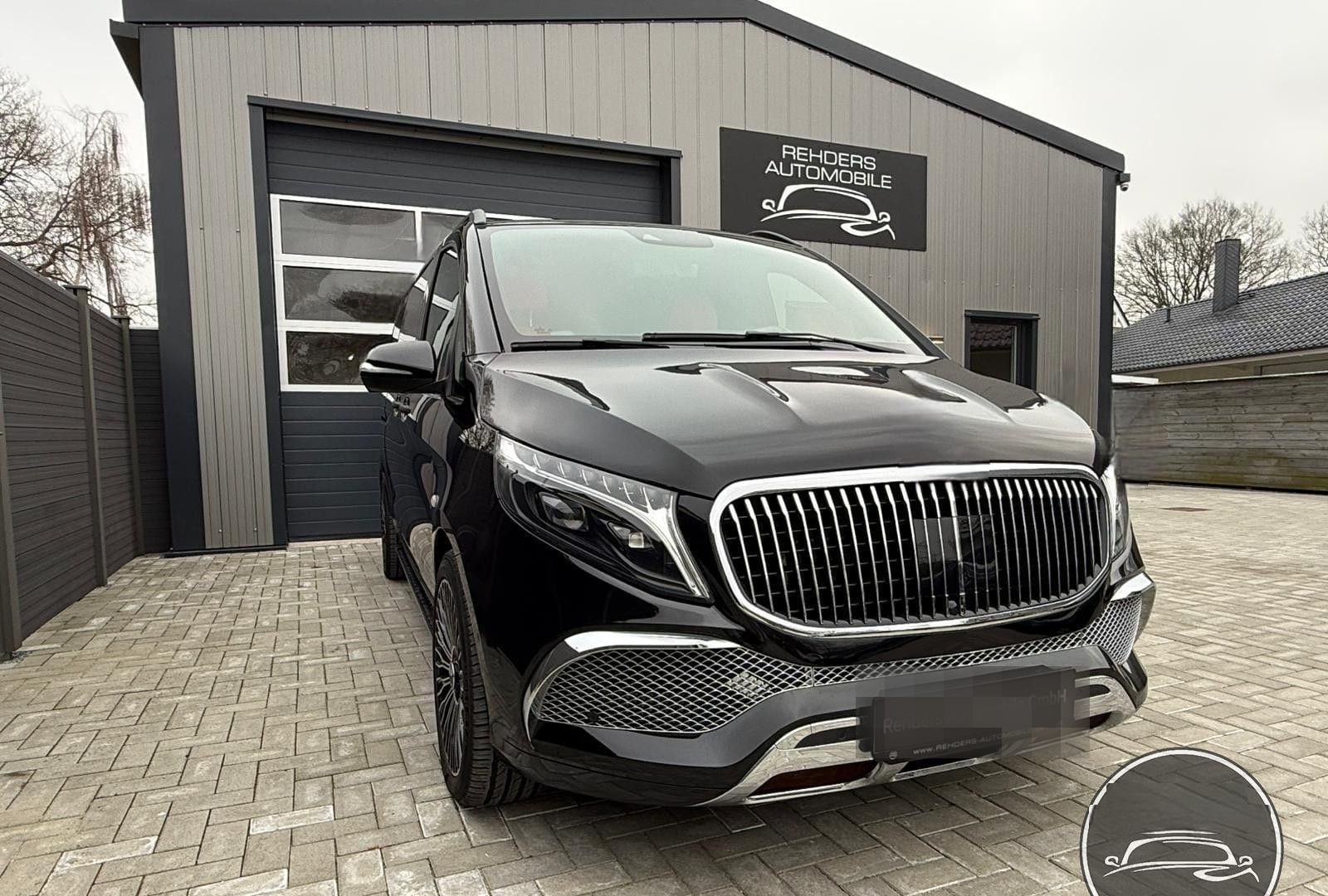 Mercedes-Benz V-Klasse Extralang VIP Umbau TV Massage PS5 foto 2