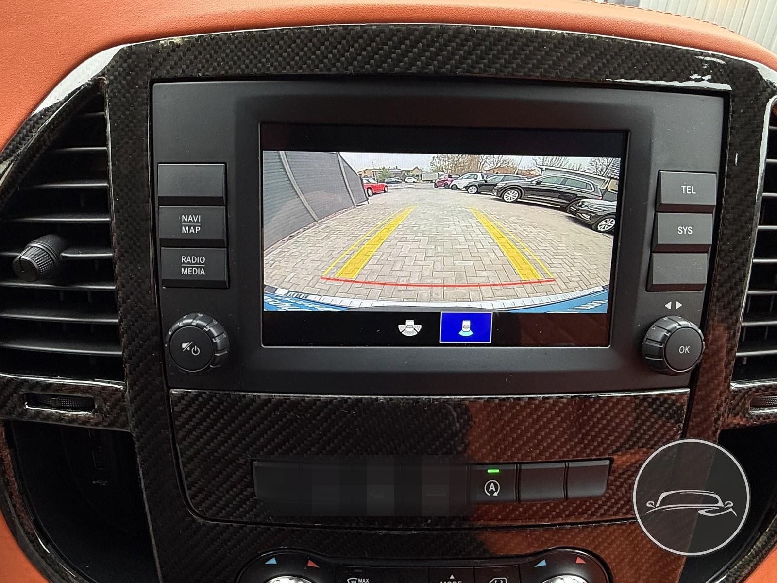 Mercedes-Benz V-Klasse Extralang VIP Umbau TV Massage PS5 foto 23