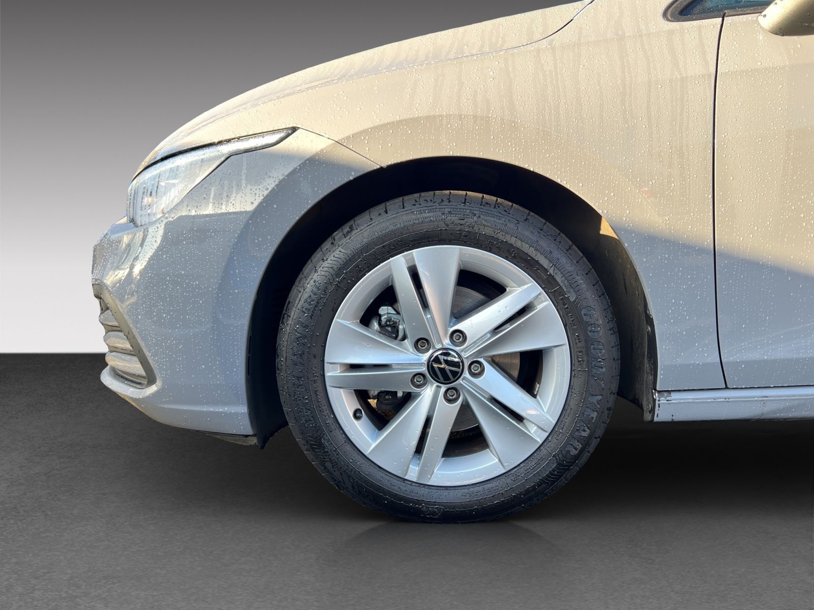 Volkswagen Golf VIII Lim. 2.0 6-Gang TDI Life Klima SHZ foto 8