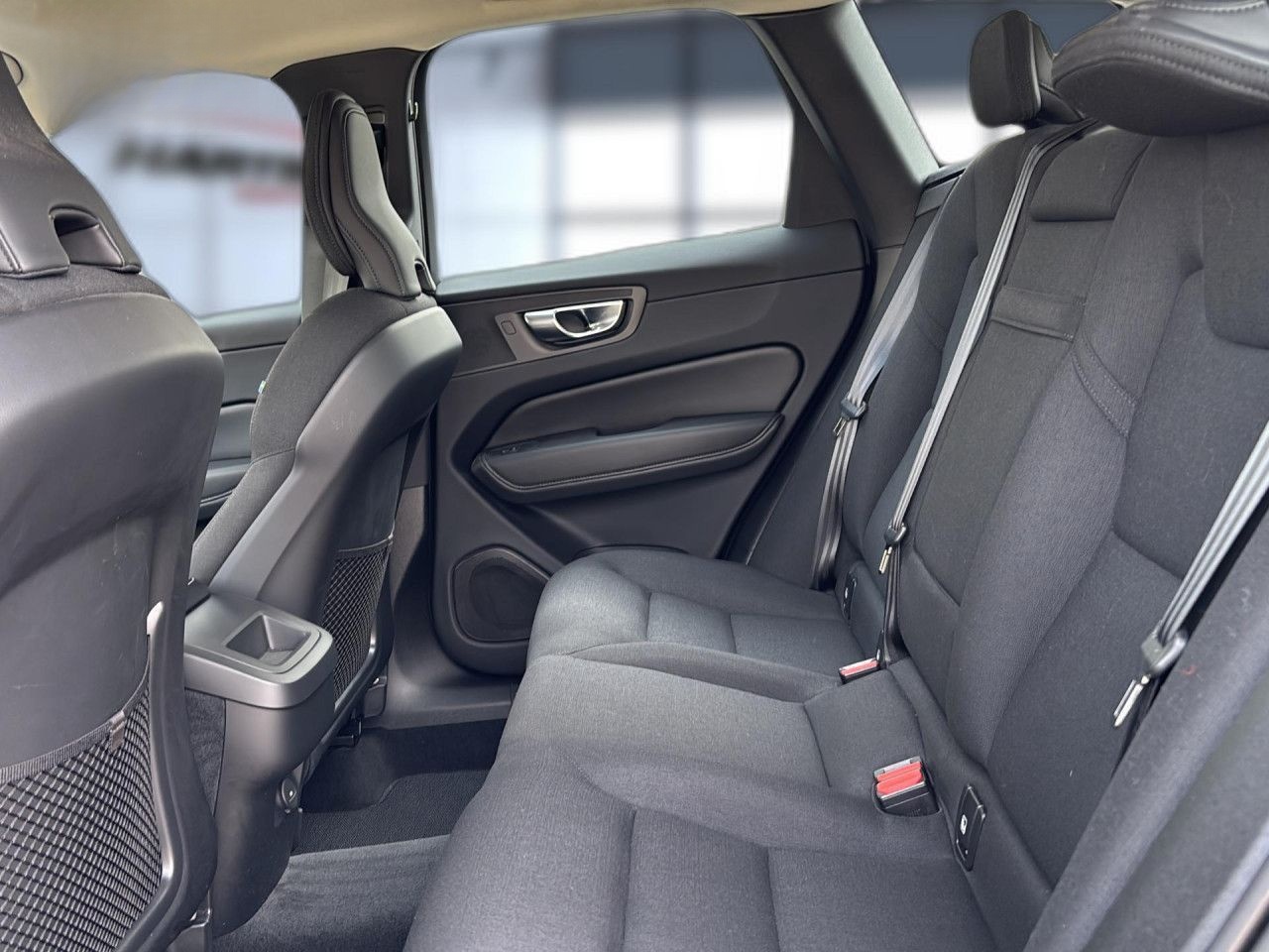 Volvo XC 60 Momentum Pro 2WD Bluetooth Navi LED Klima foto 16