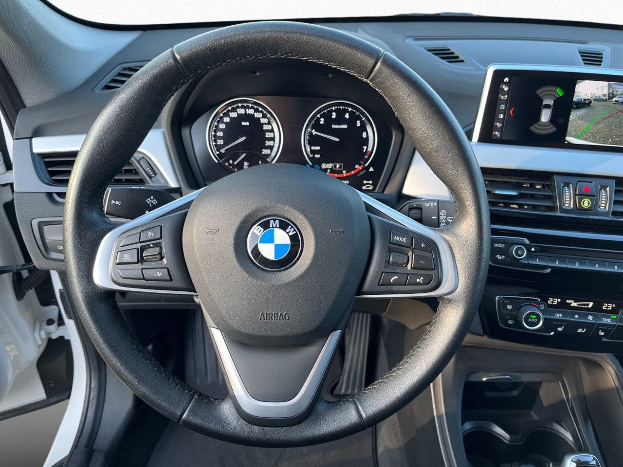 BMW X1 sDrive18i Advantage AHK,LED,Navi,Shzg,RFK PDC foto 14