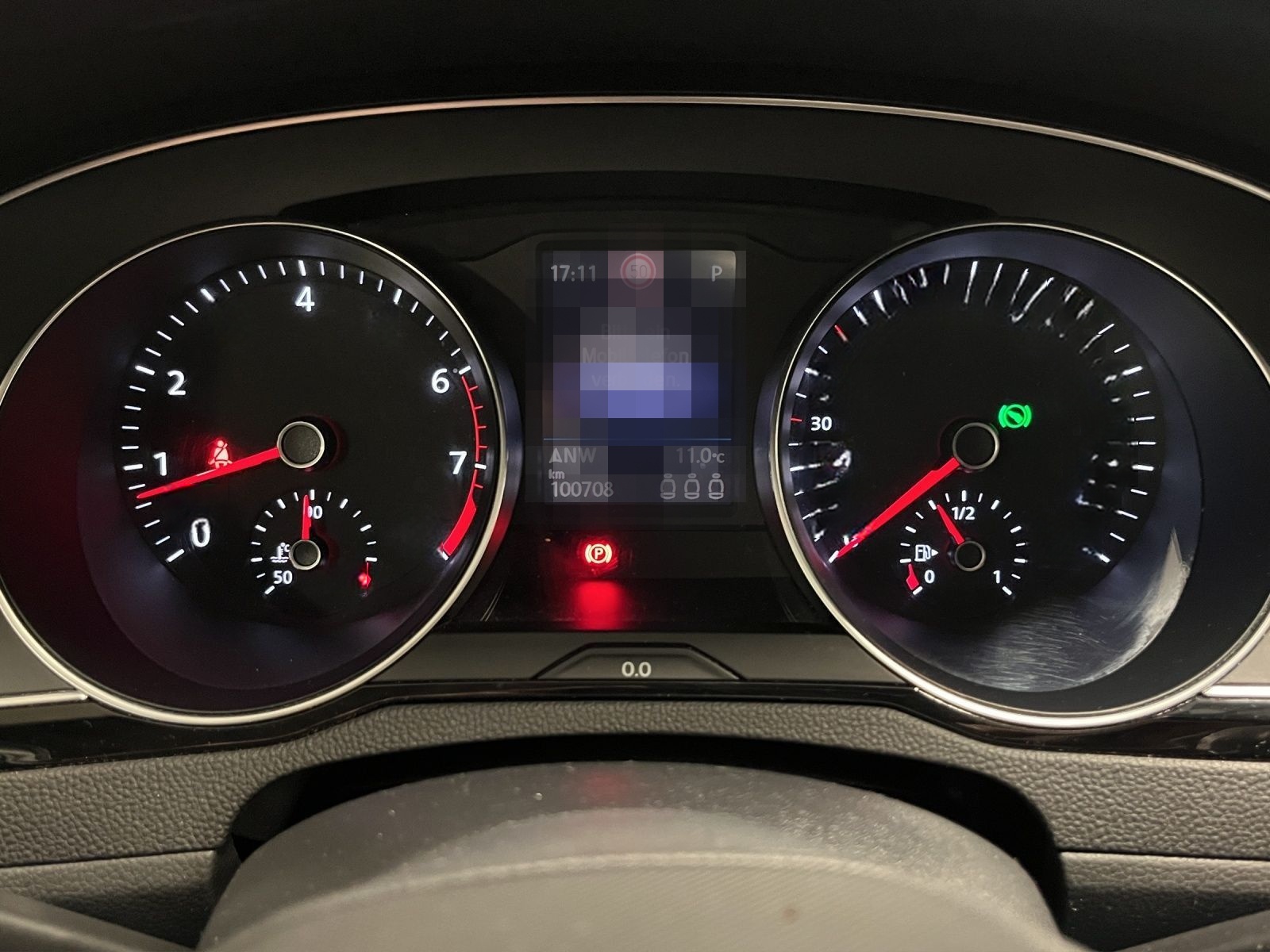 Volkswagen Passat Variant 1.5 TSI DSG Business, Navi, AHK, foto 11