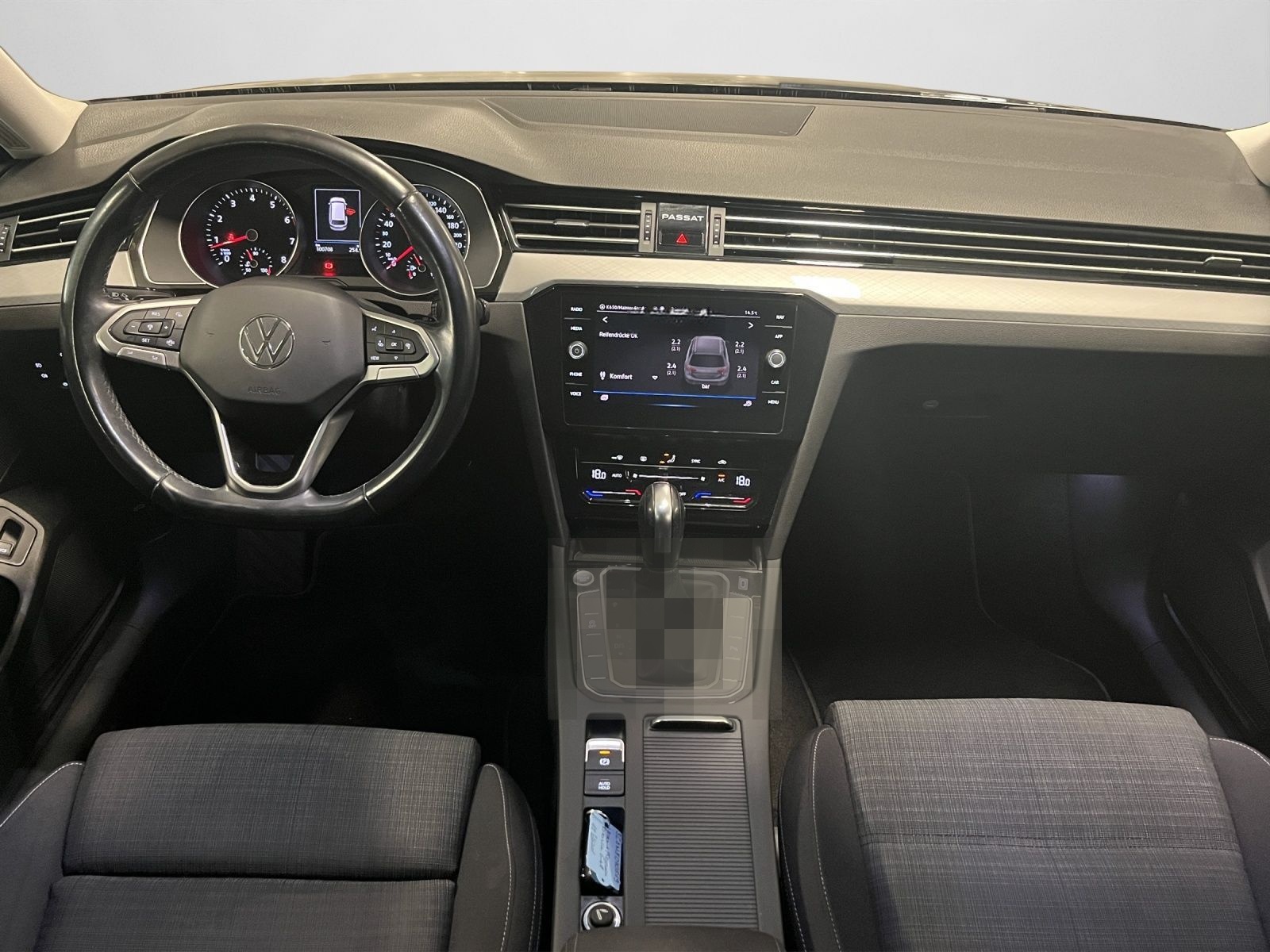 Volkswagen Passat Variant 1.5 TSI DSG Business, Navi, AHK, foto 4