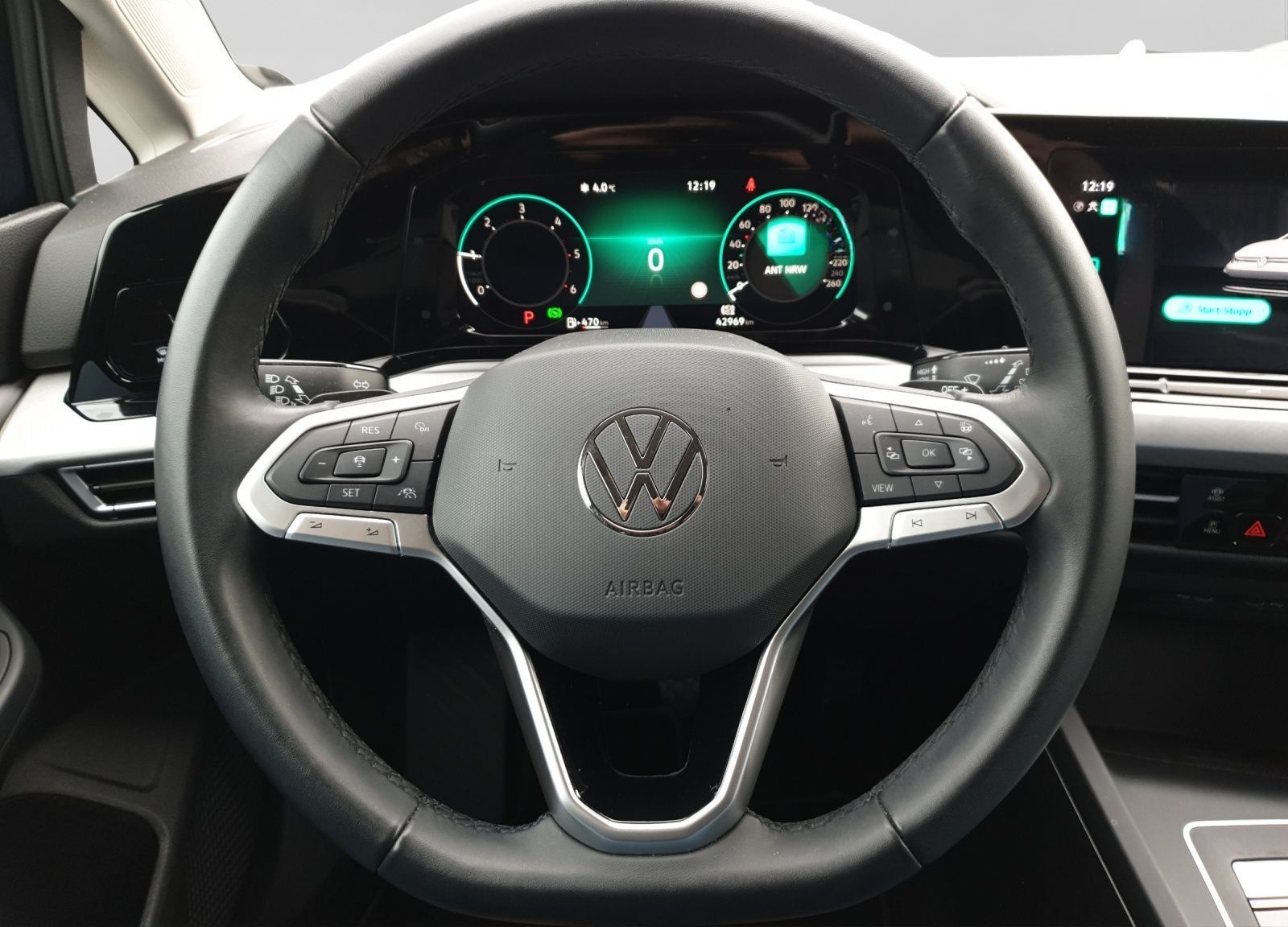 Volkswagen Golf 2.0 TDI DSG LIFE NAVI KAMERA ASSIST behMFL foto 9