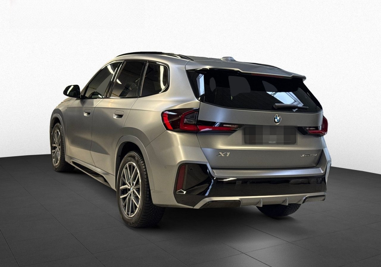 BMW X1 xDr.23d M-Sport HK PANO ALED DAPro KomZu 20" foto 6