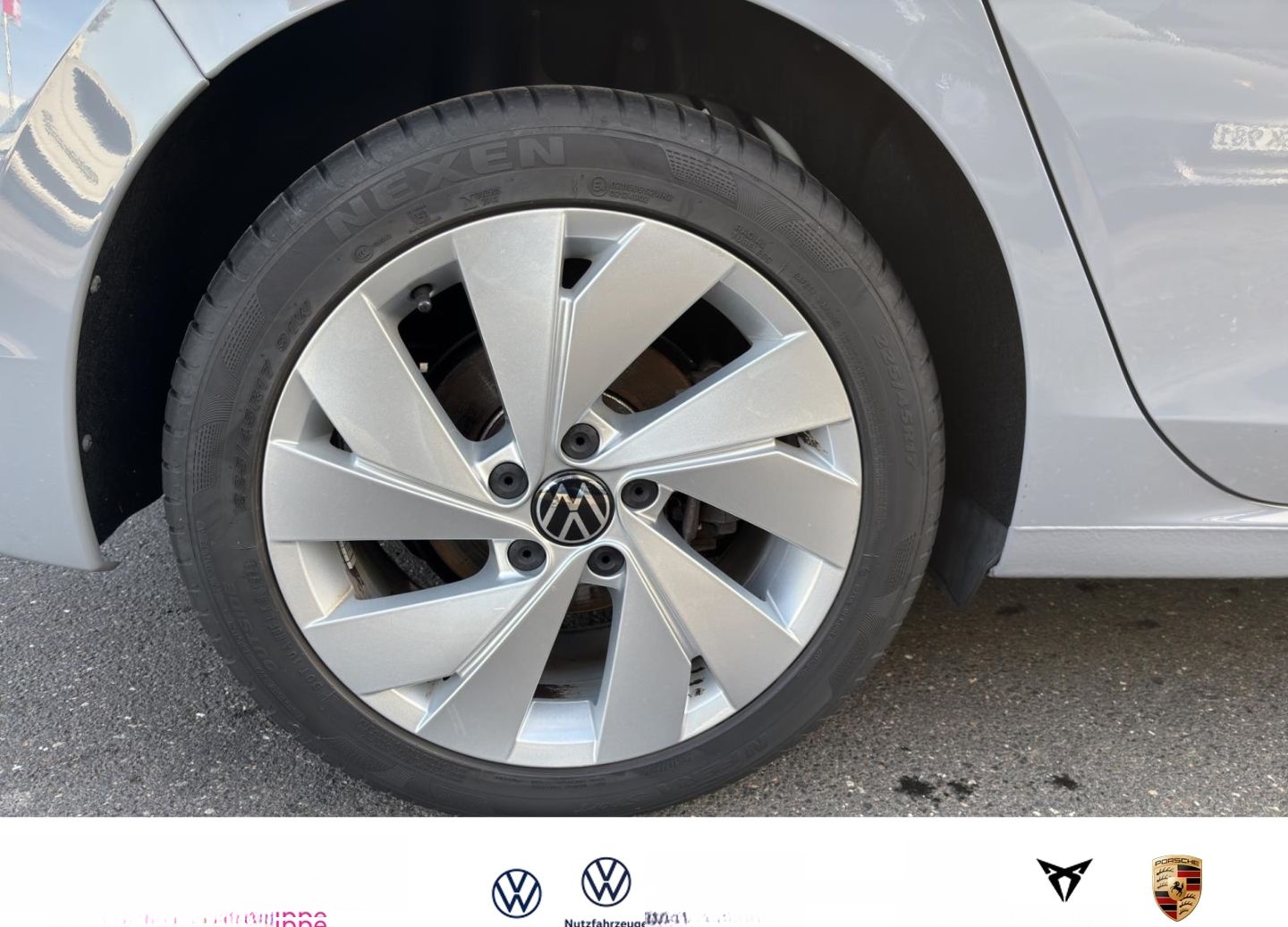 Volkswagen Golf VIII 1.5 Style eTSI DSG+SHZ+LED+NAVI+KAMERA foto 11