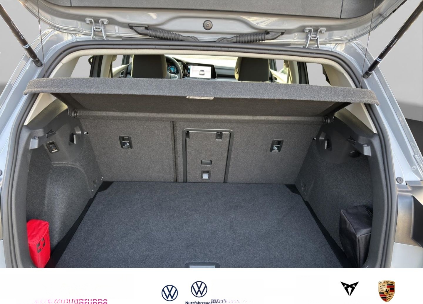 Volkswagen Golf VIII 1.5 Style eTSI DSG+SHZ+LED+NAVI+KAMERA foto 6