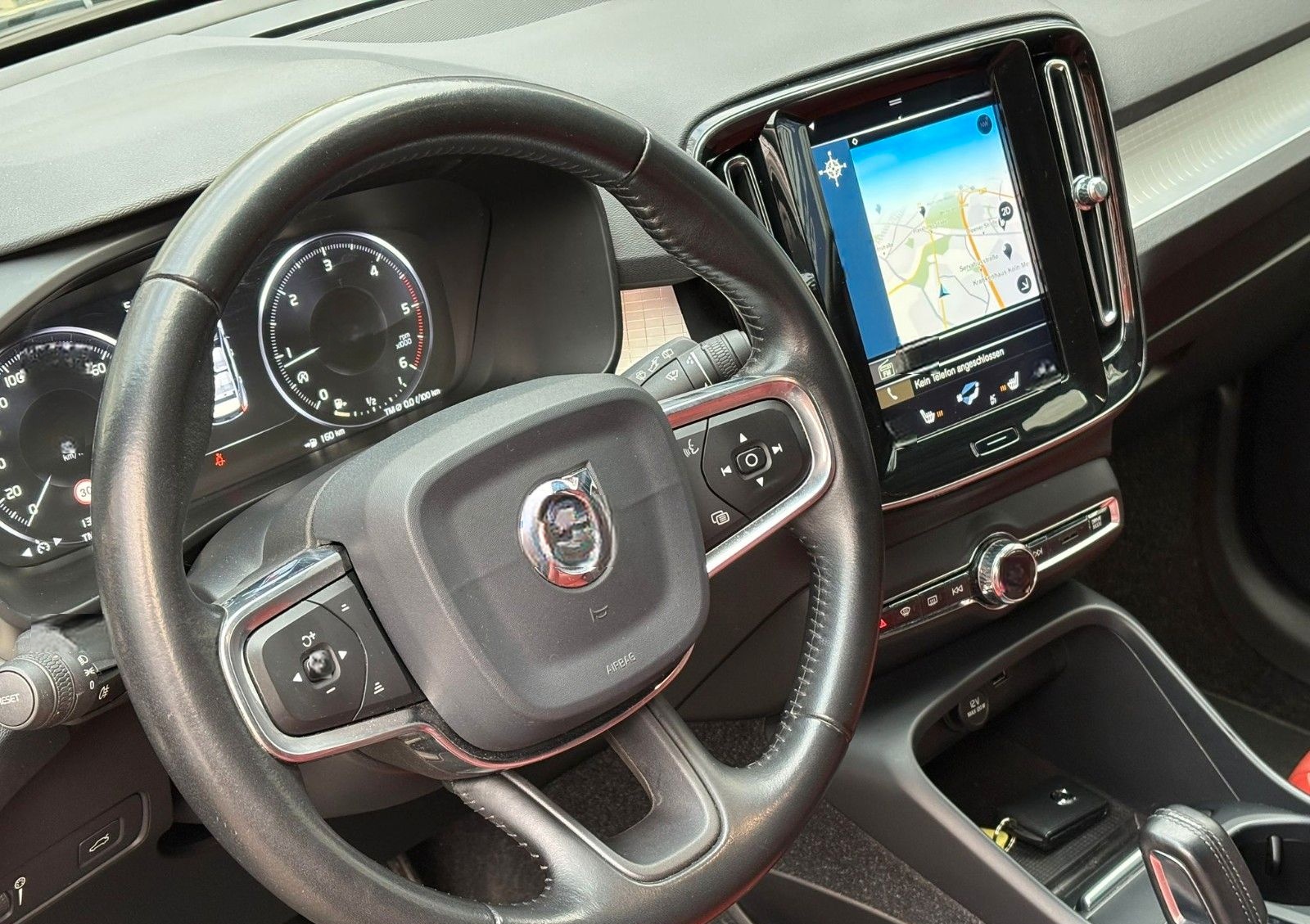 Volvo XC 40 XC40 Momentum AWD foto 10