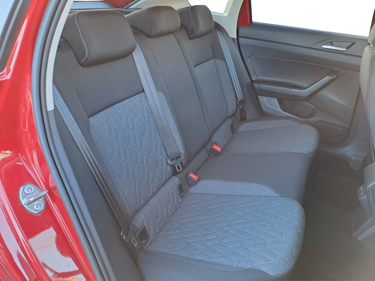 Volkswagen Taigo 1.0 TSI DSG Move, ACC, APP, LED, PANO foto 9