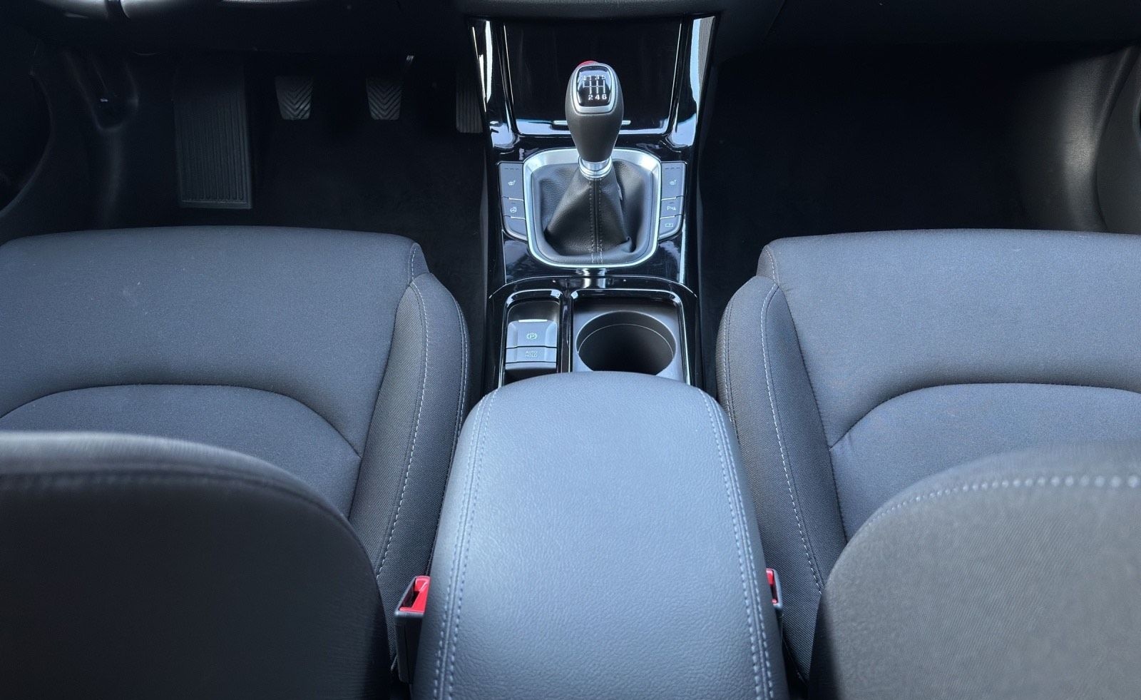 Hyundai i30 1.0 T-GDi Advantage VIRTUAL/NAVI/LED foto 11