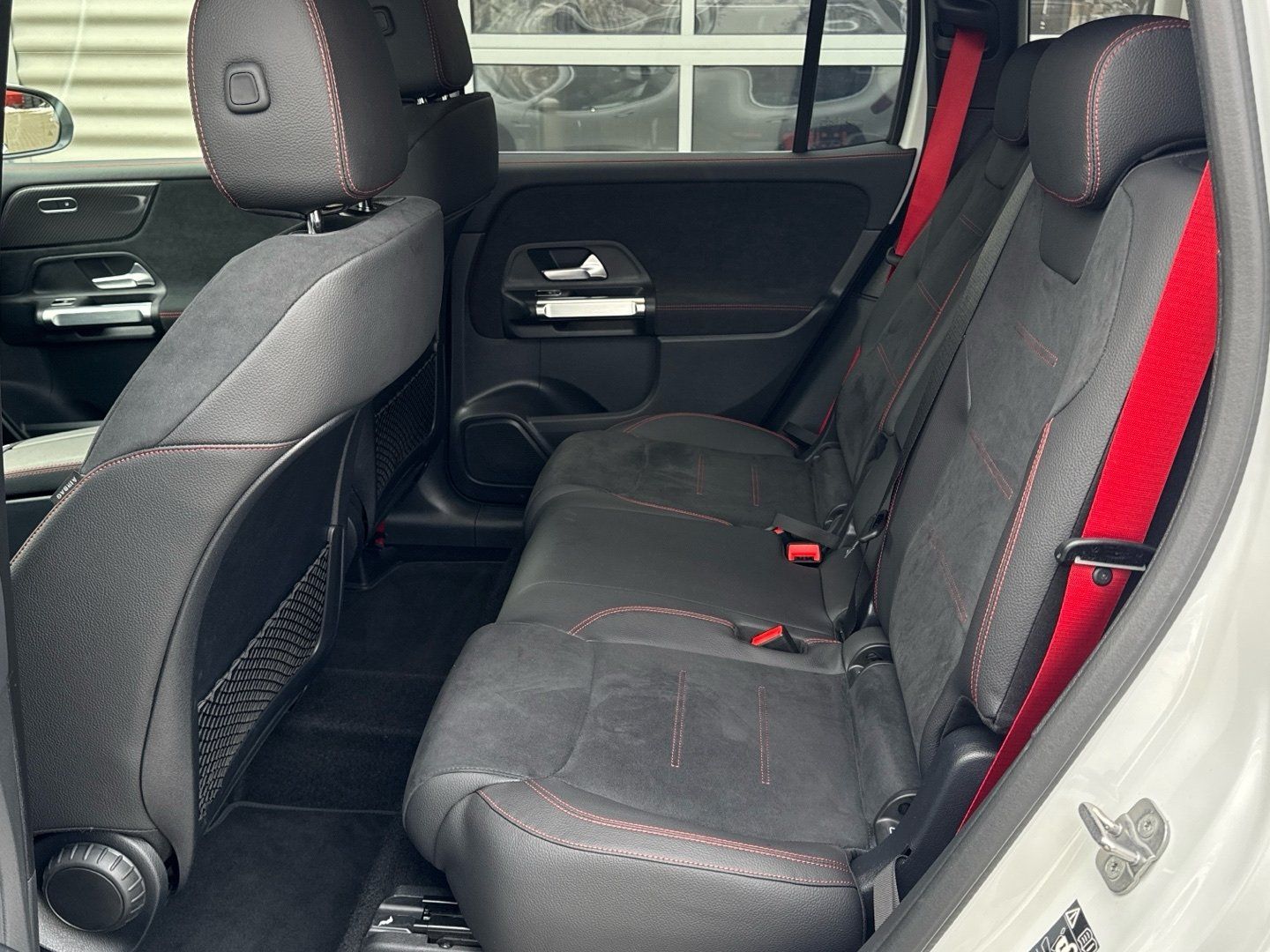 Mercedes-Benz GLB 35 AMG 4M Multibeam 7-Sitzer Kamera MBUX AHK foto 14