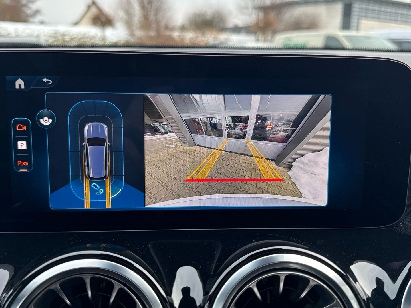 Mercedes-Benz GLB 35 AMG 4M Multibeam 7-Sitzer Kamera MBUX AHK foto 19