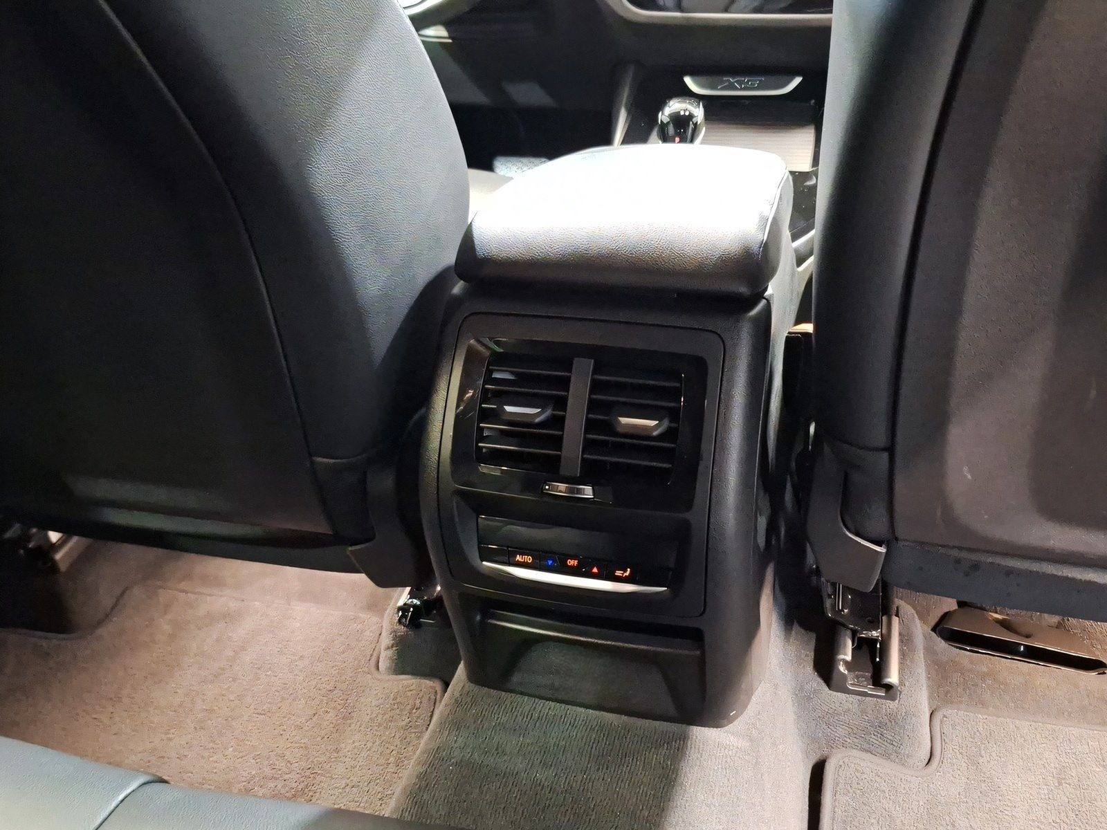 BMW X3 xDrive20d Navi Kamera Pano.Dach Sportsitze foto 17