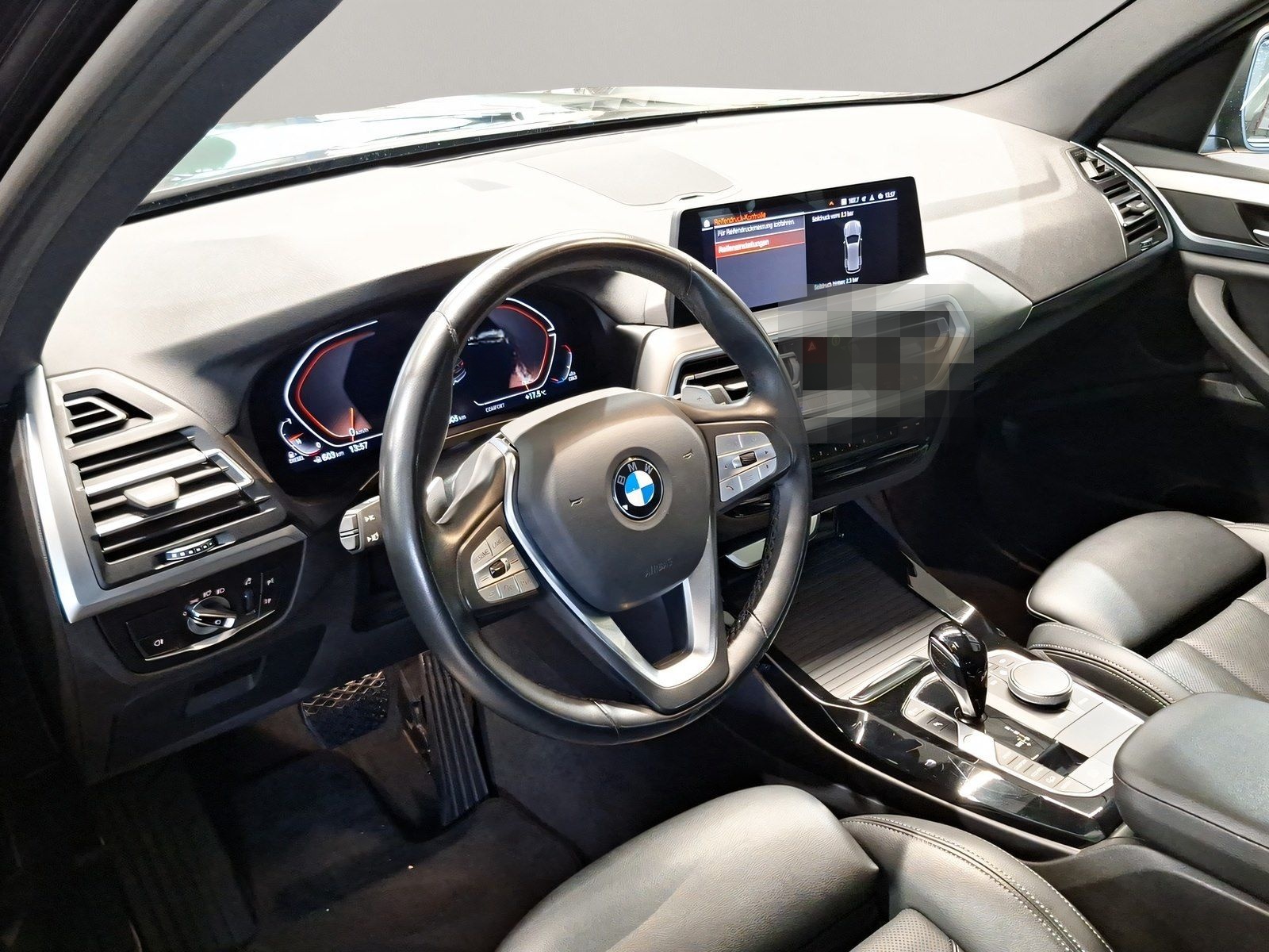 BMW X3 xDrive20d Navi Kamera Pano.Dach Sportsitze foto 4