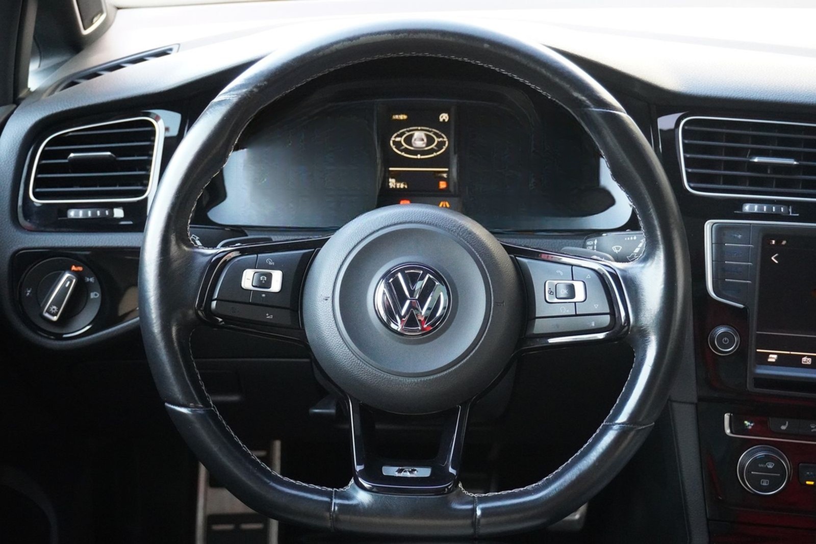 Volkswagen Golf VII Variant 2.0 TSI BMT R 4Motion NAVI ACC foto 13