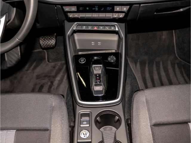 Audi A3 Sportback advanced 30 TFSI S tronic foto 16