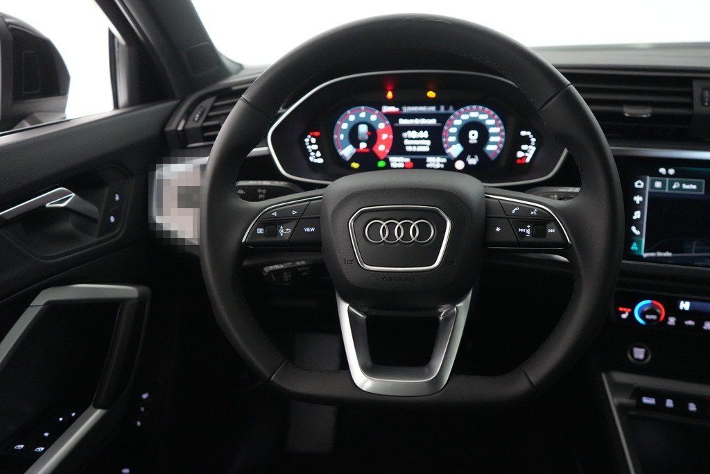 Audi Q3 Sportback 40 TFSI quattro S tronic MMI Navi foto 13