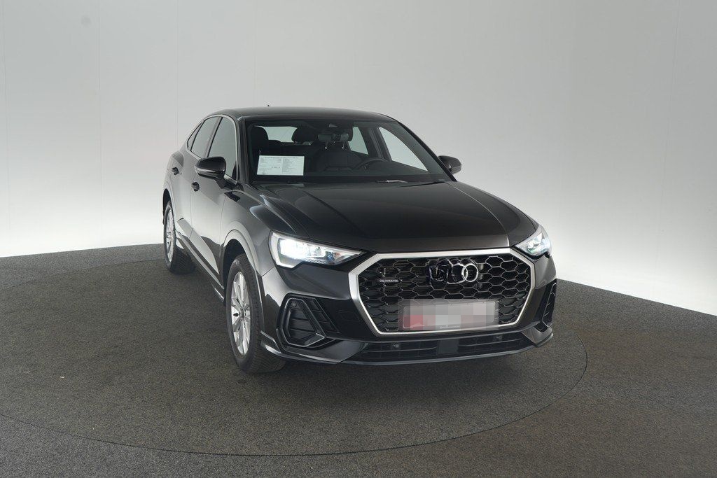 Audi Q3 Sportback 40 TFSI quattro S tronic MMI Navi foto 3